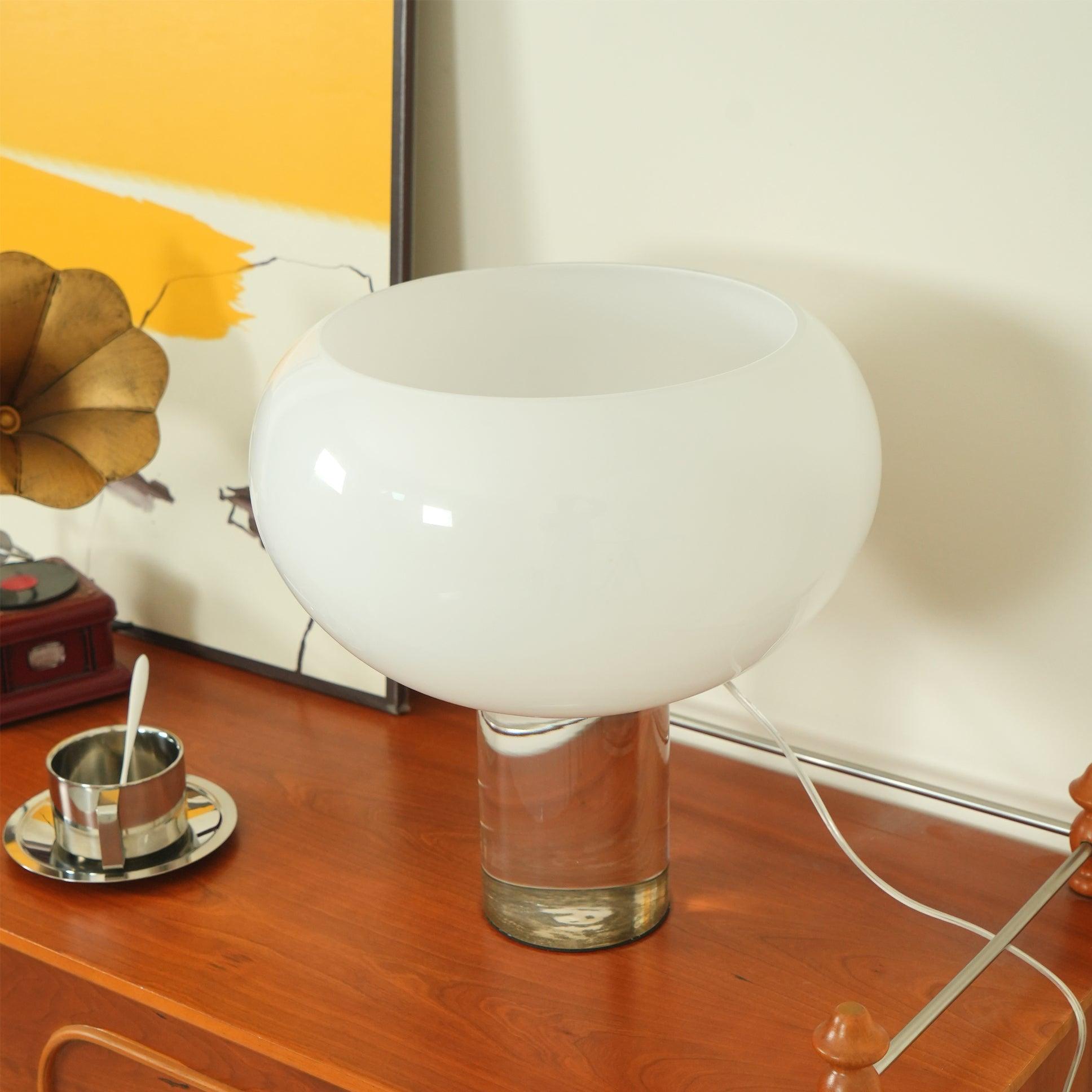 Lunar_Glow_Table_Lamp_10