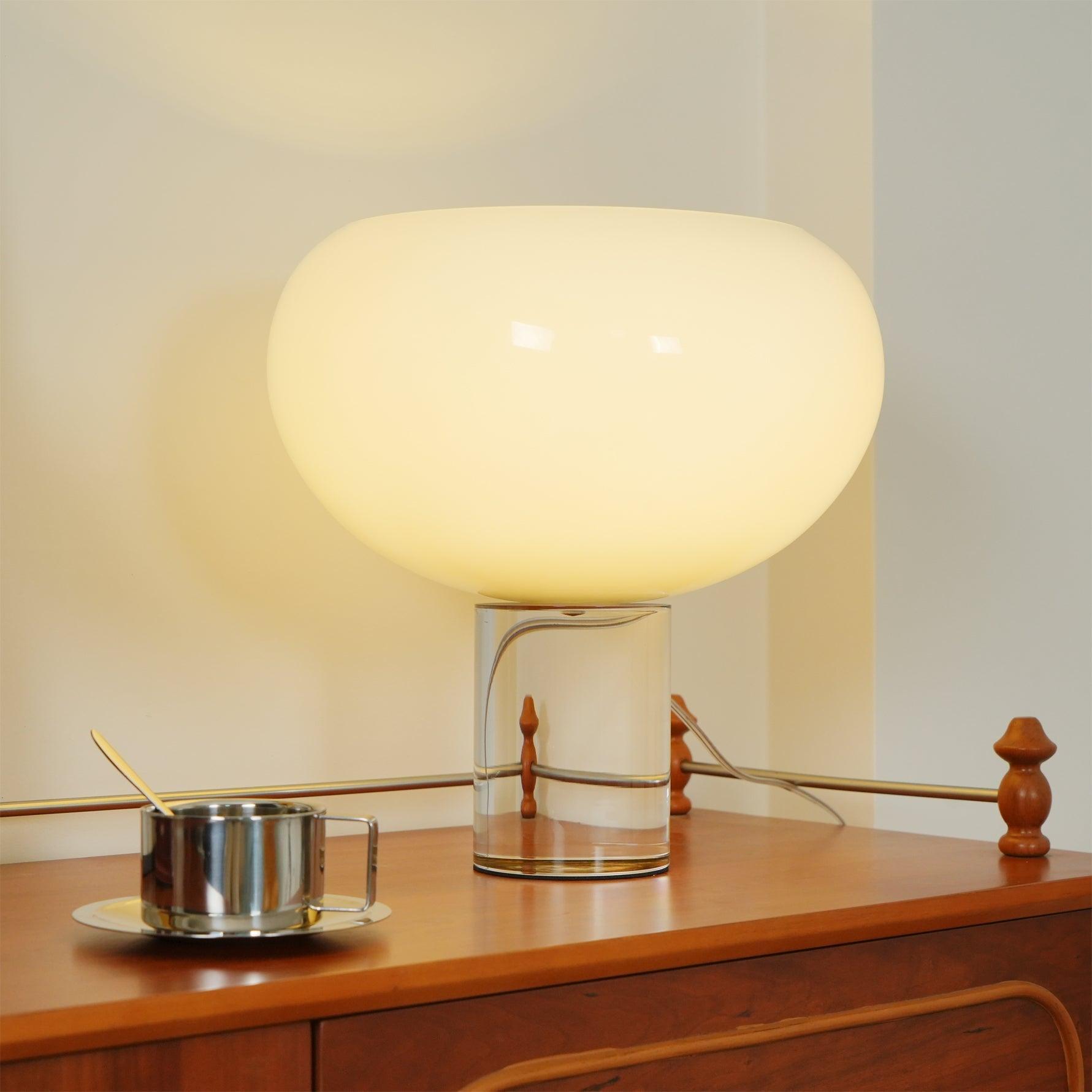 Lunar_Glow_Table_Lamp_2