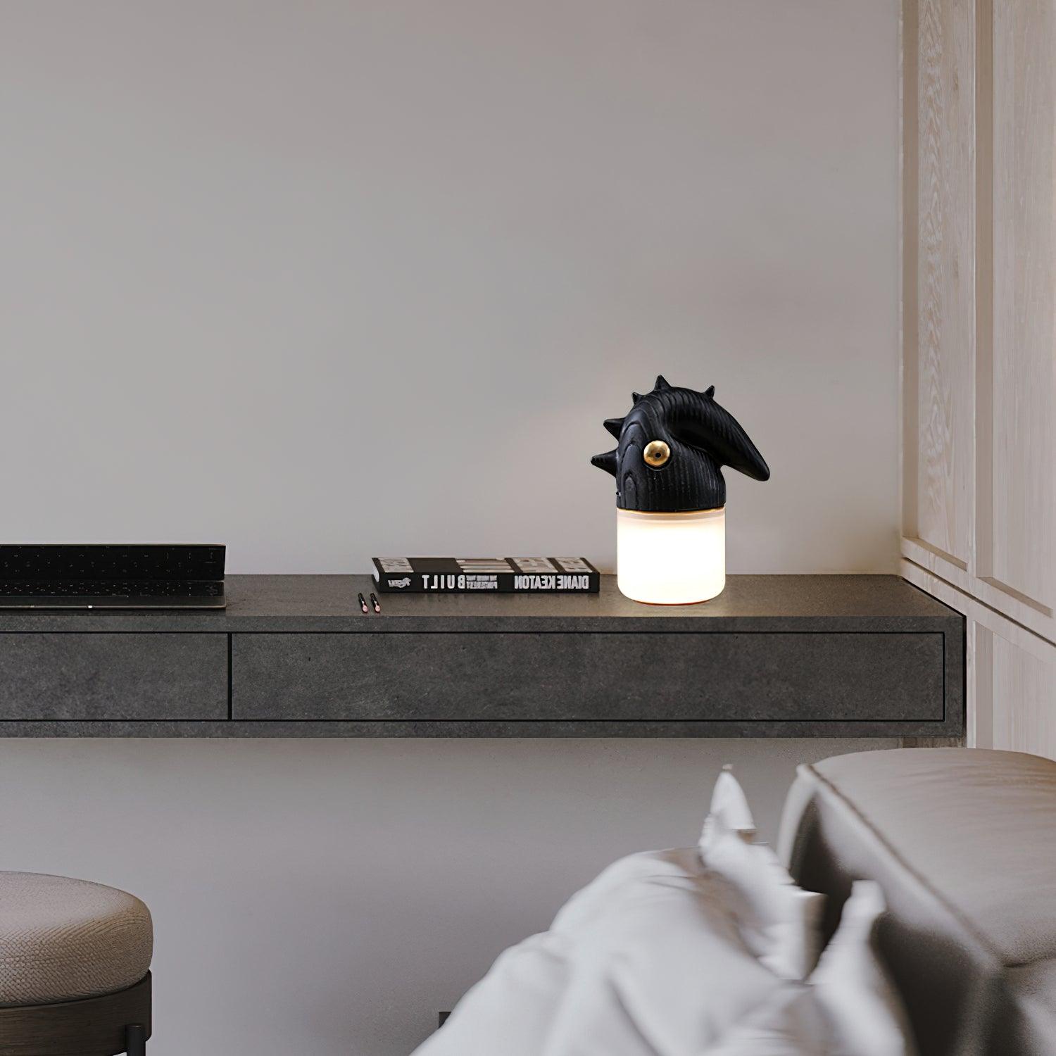 Luolongzi_Table_Lamp_1