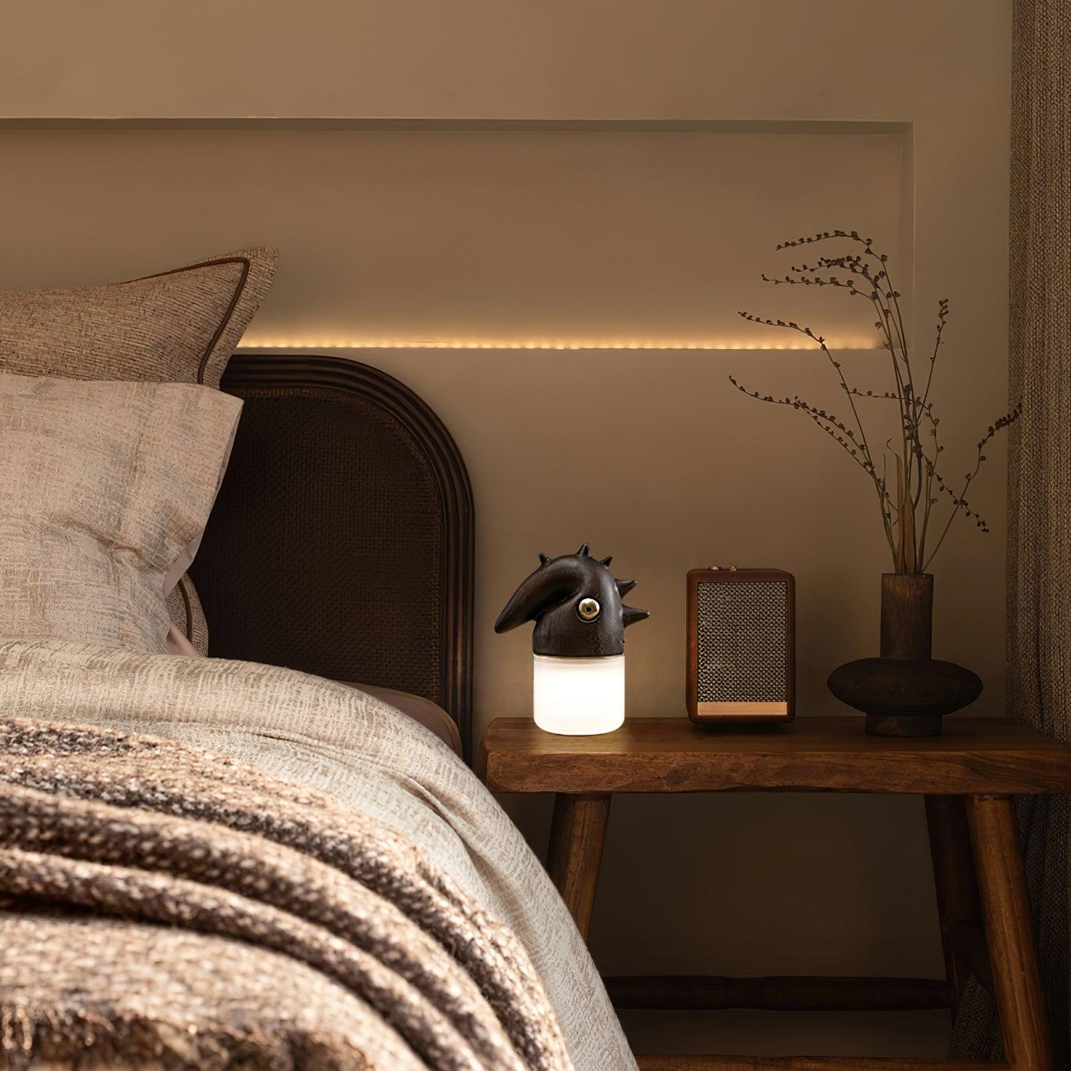 Luolongzi_Table_Lamp_2