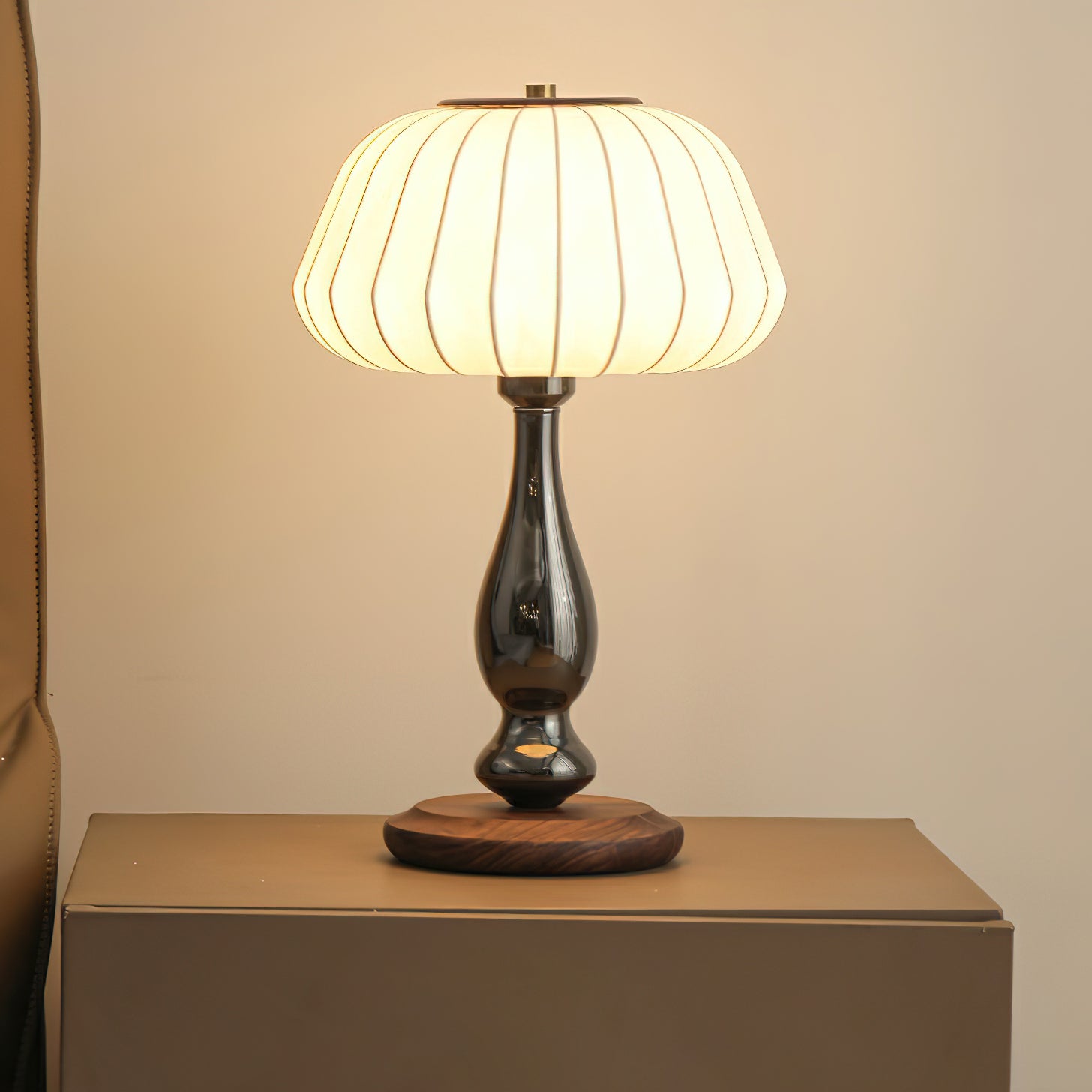 Luxe_Blossom_Table_Lamp_12