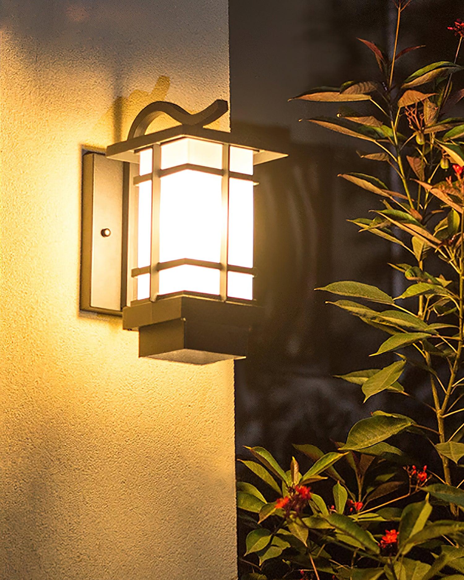 Madison_Outdoor_Wall_Lantern_12