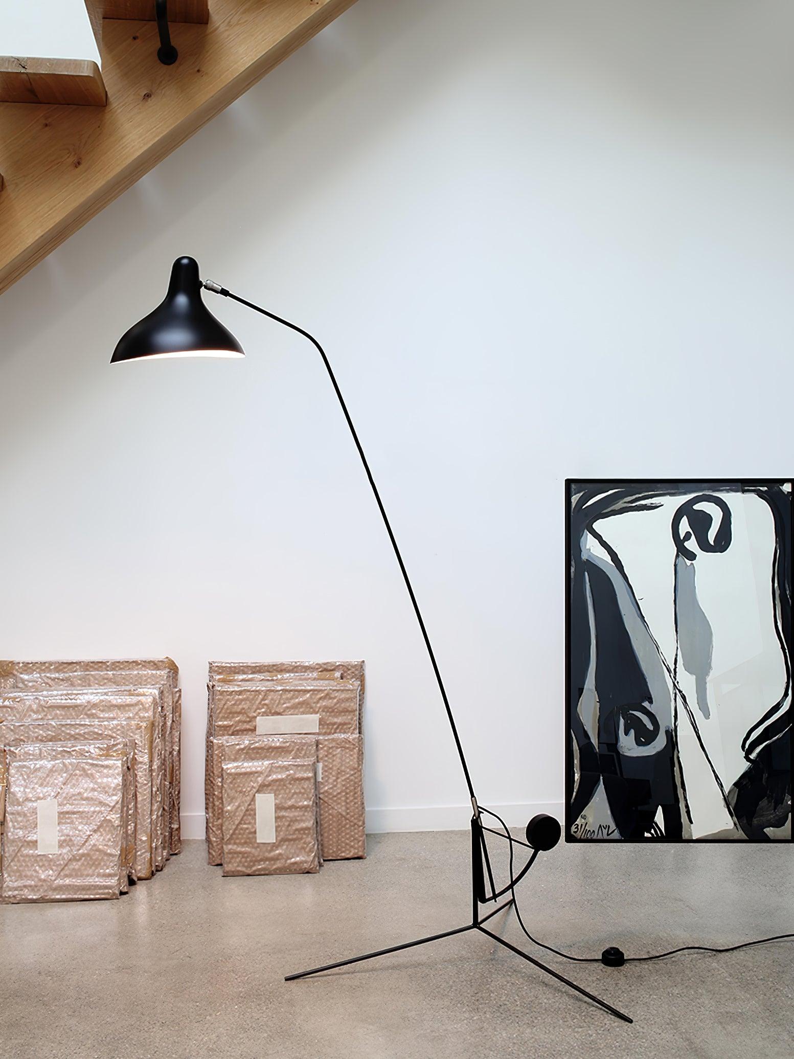 Mantis_Arm_Floor_Lamp__2