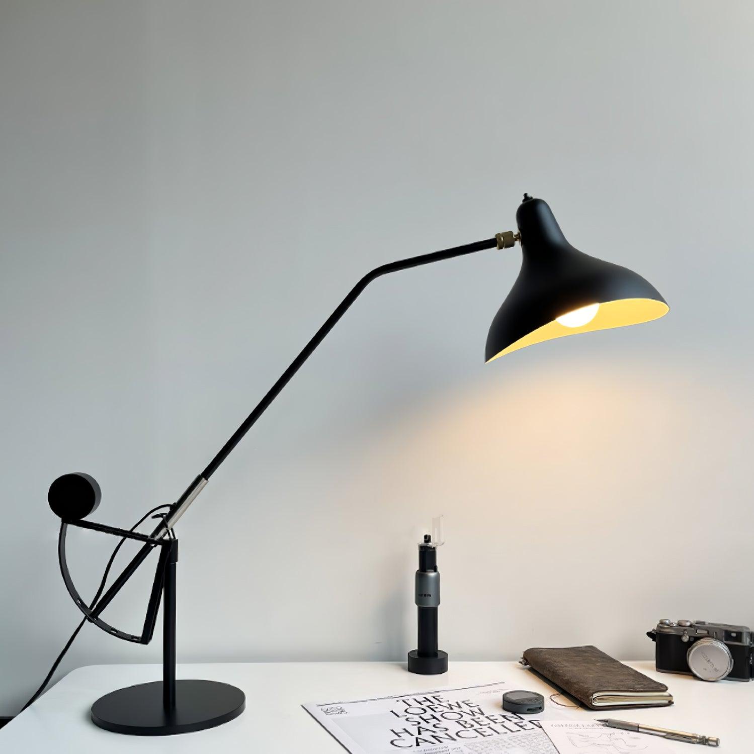 Mantis_Arm_Table_Lamp__3