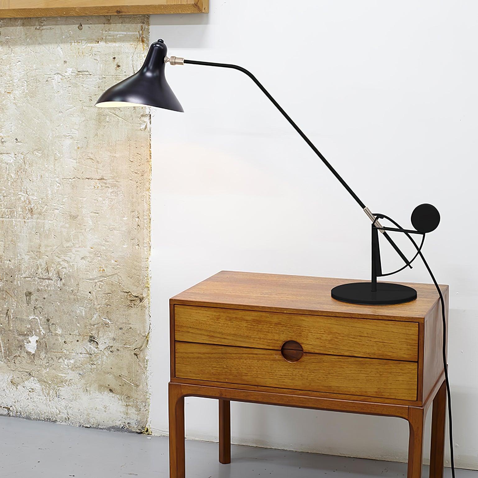 Mantis_Arm_Table_Lamp__5