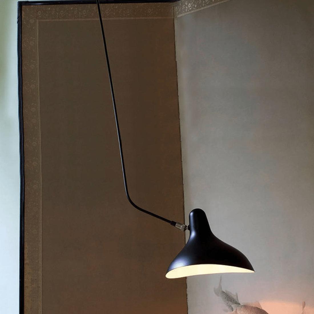 Mantis_Pendant_Light_3