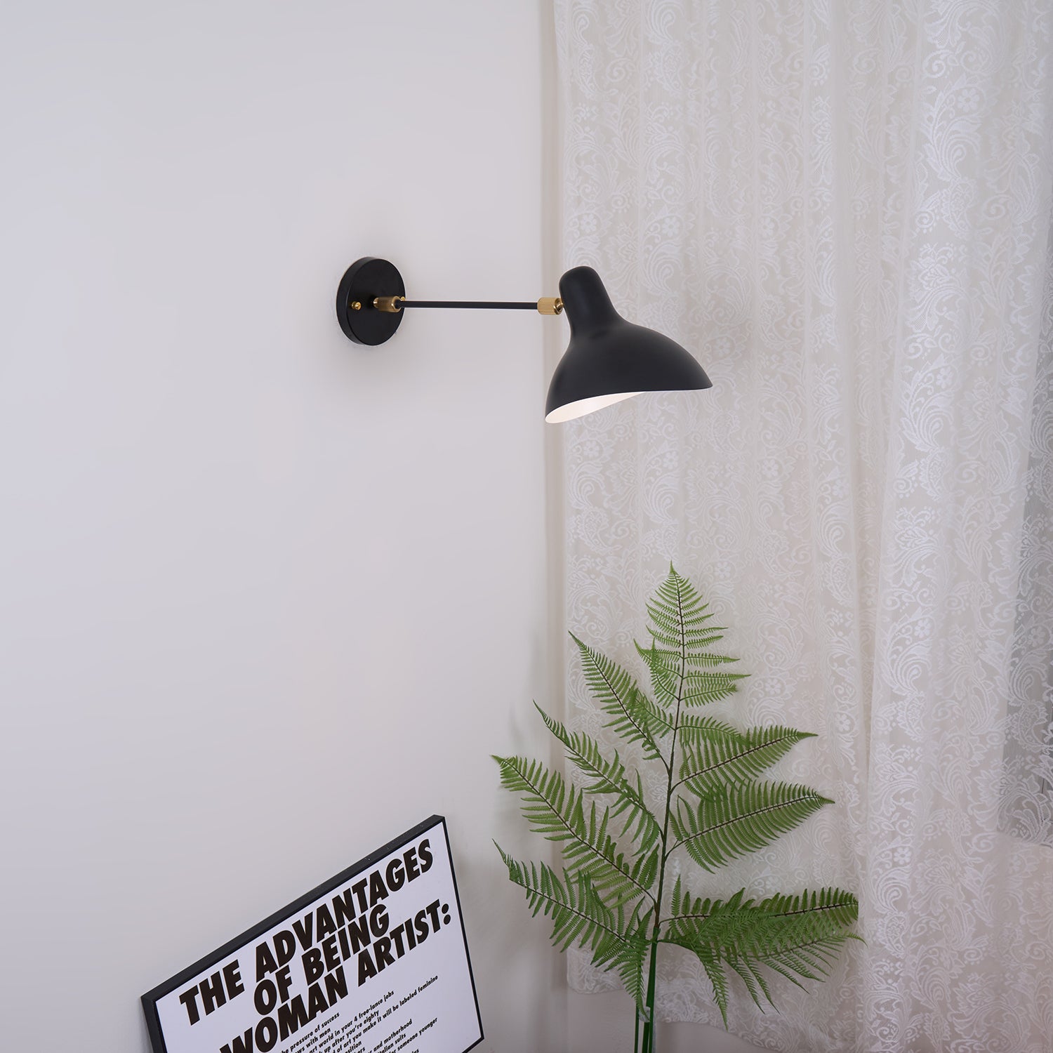 Mantis_Wall_Lamp._15