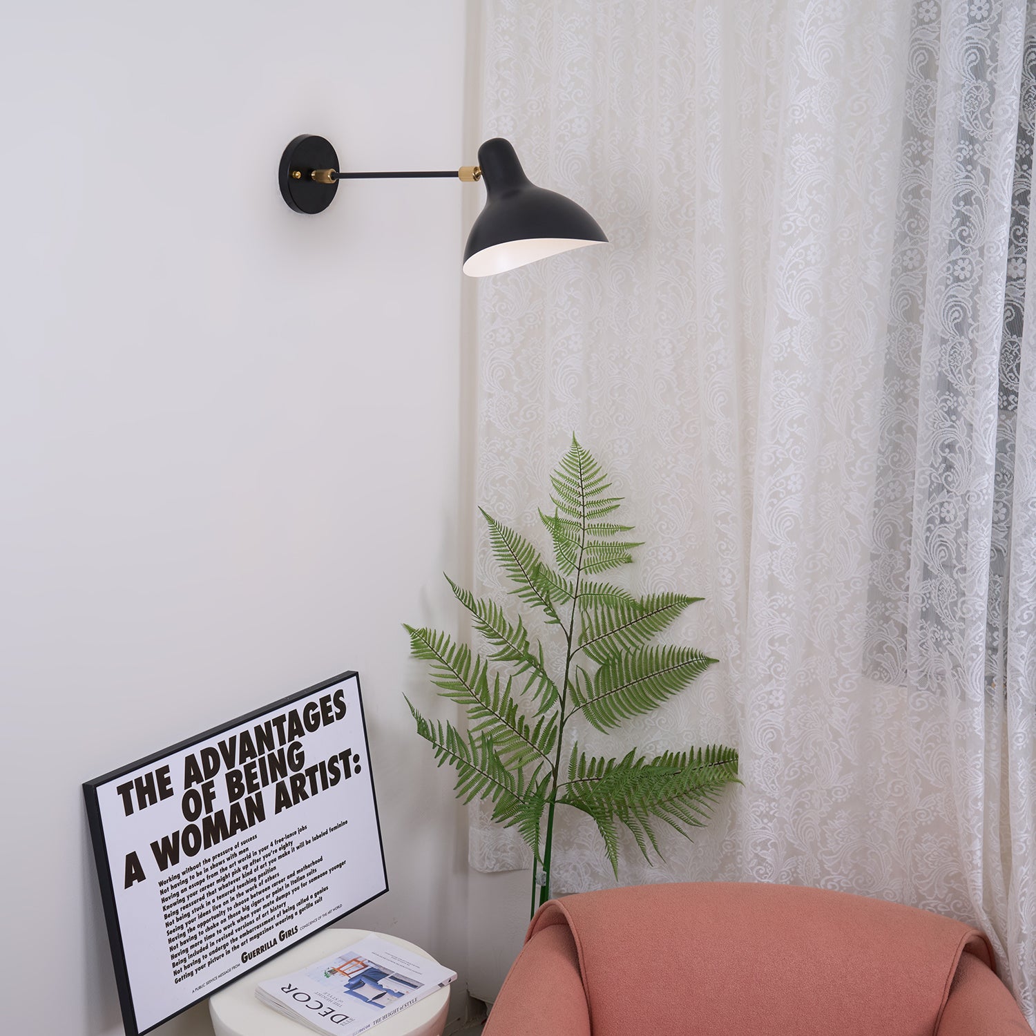 Mantis_Wall_Lamp._18