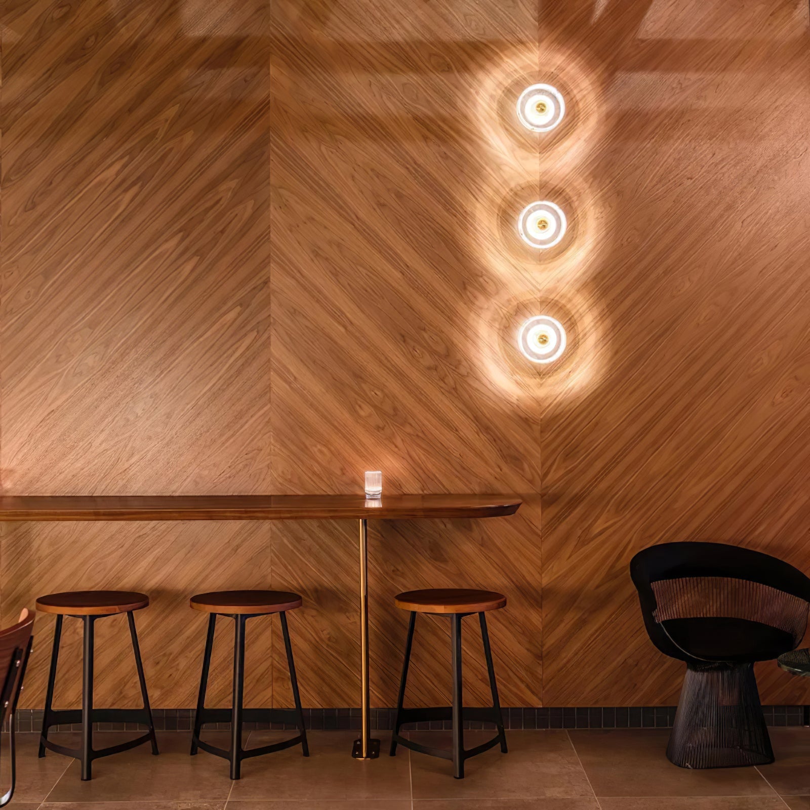 Marble_Aura_Wall_Lamp_5