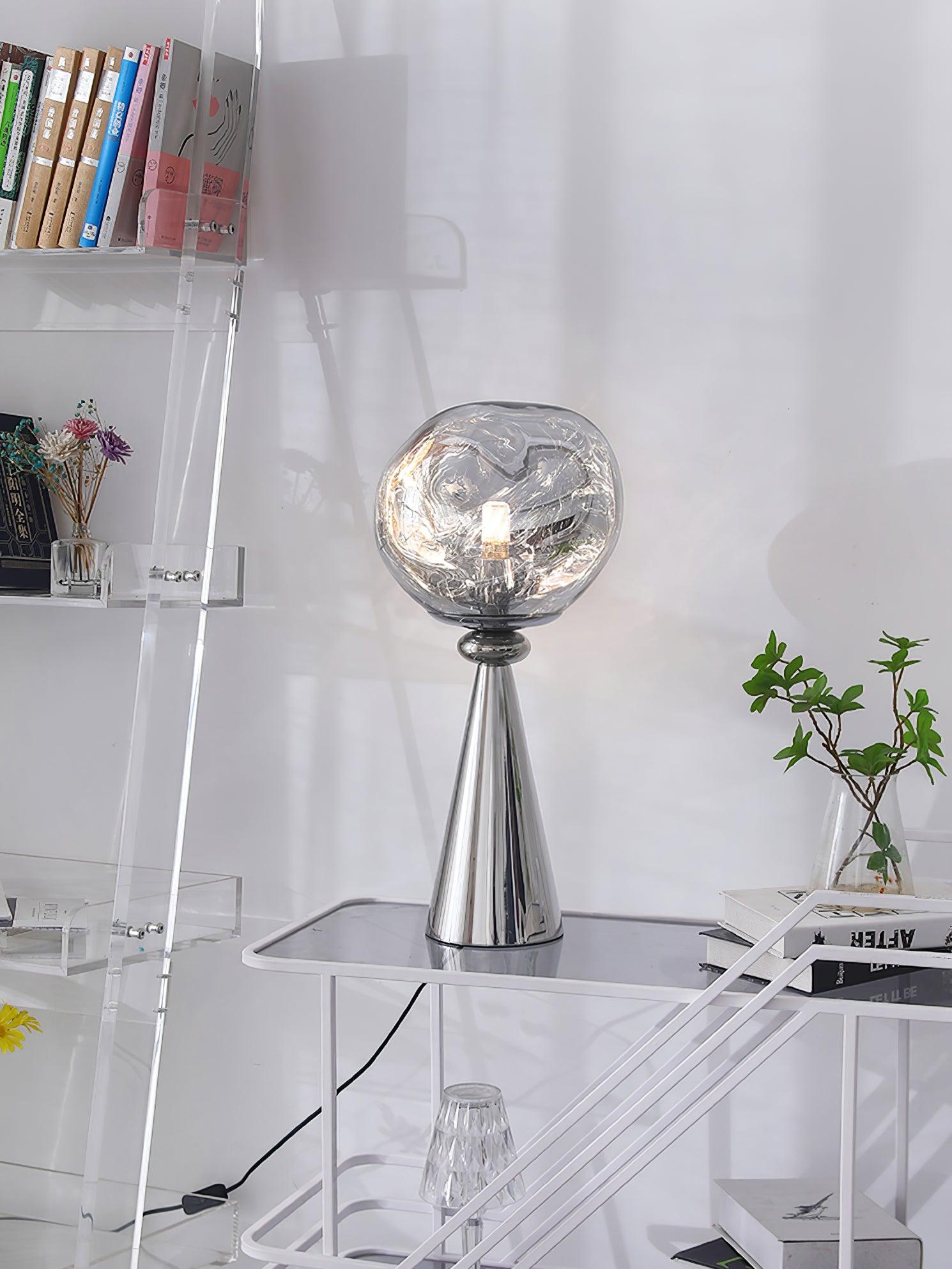 Melt_Cone_Table_Lamp_17