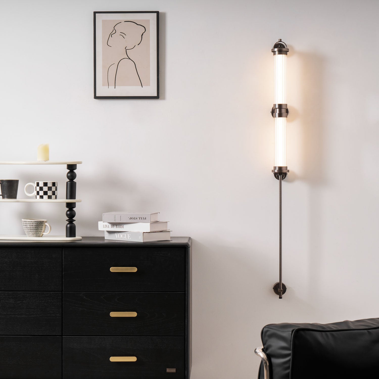 Meridian-Vertical-Wall-Sconce-_3