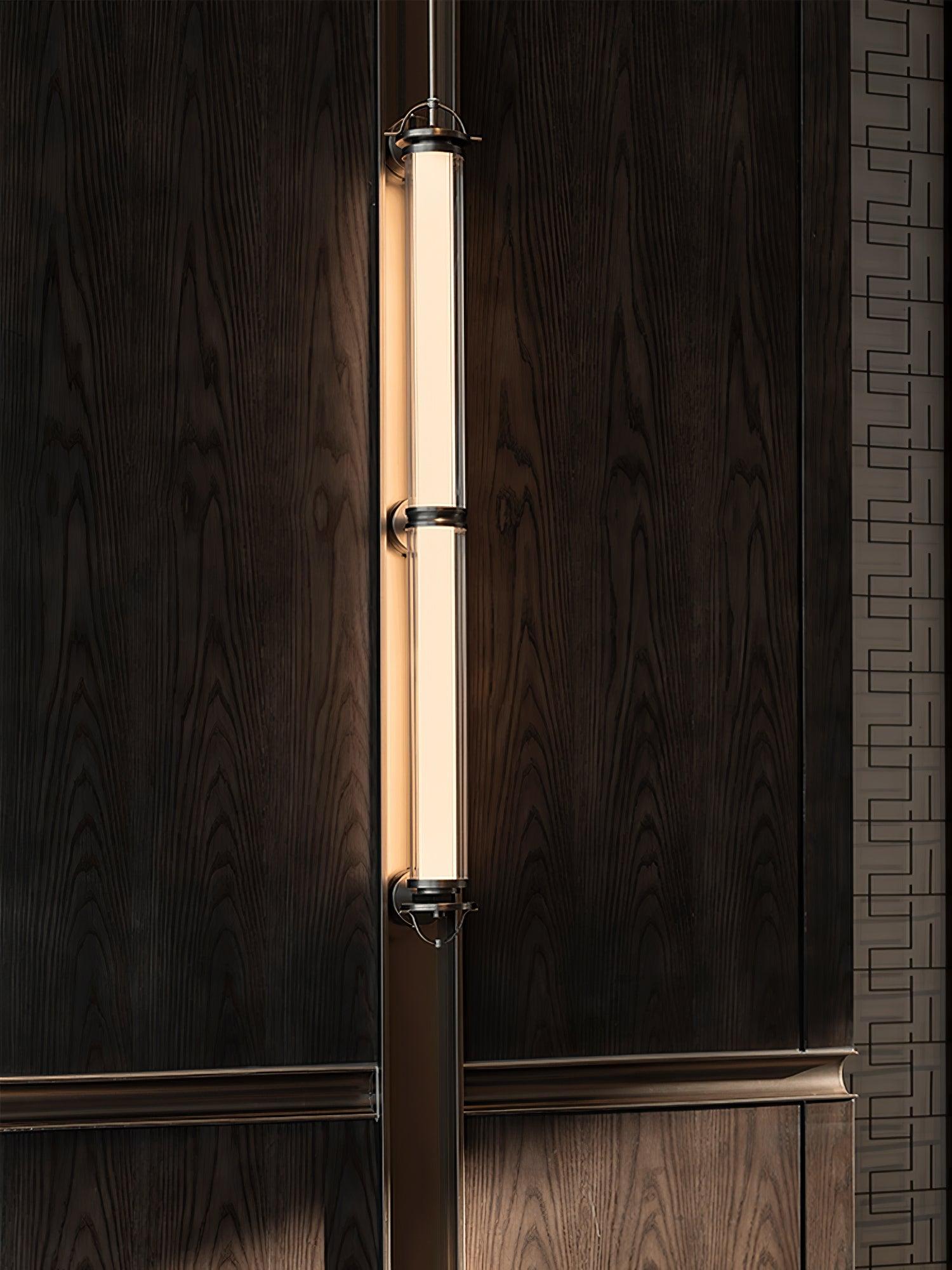 Meridian_Vertical_Wall_Sconce_10