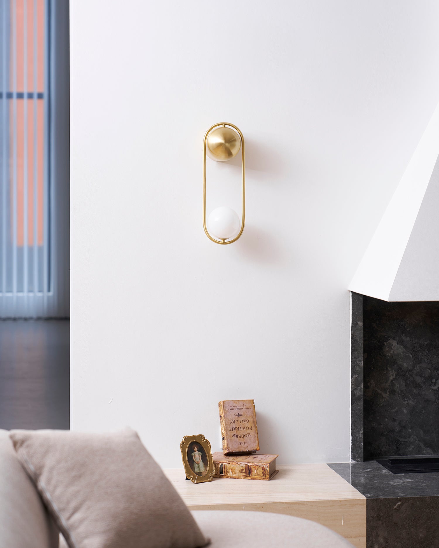 Mila_-Wall_-Lamp_6