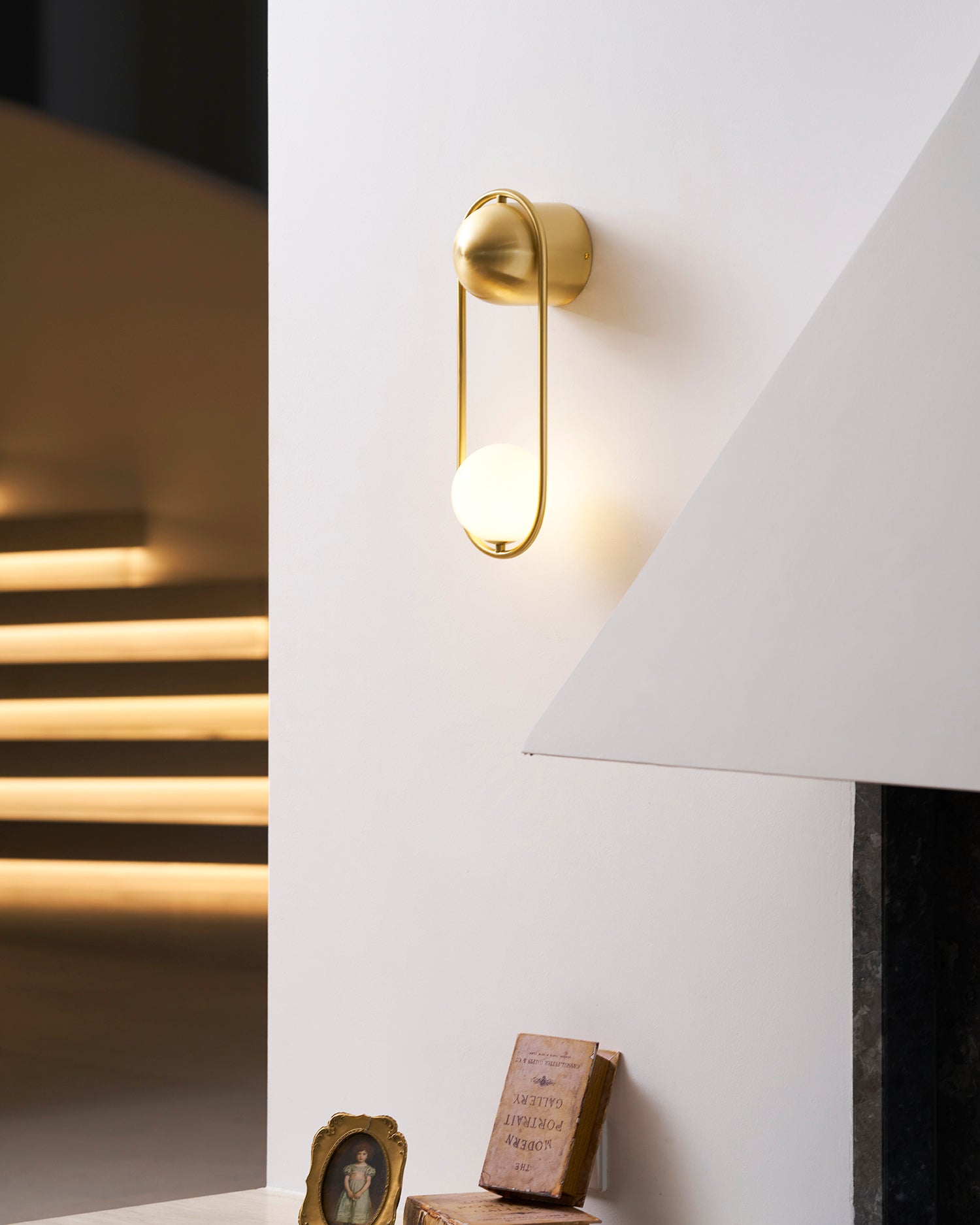 Mila_-Wall_-Lamp_9