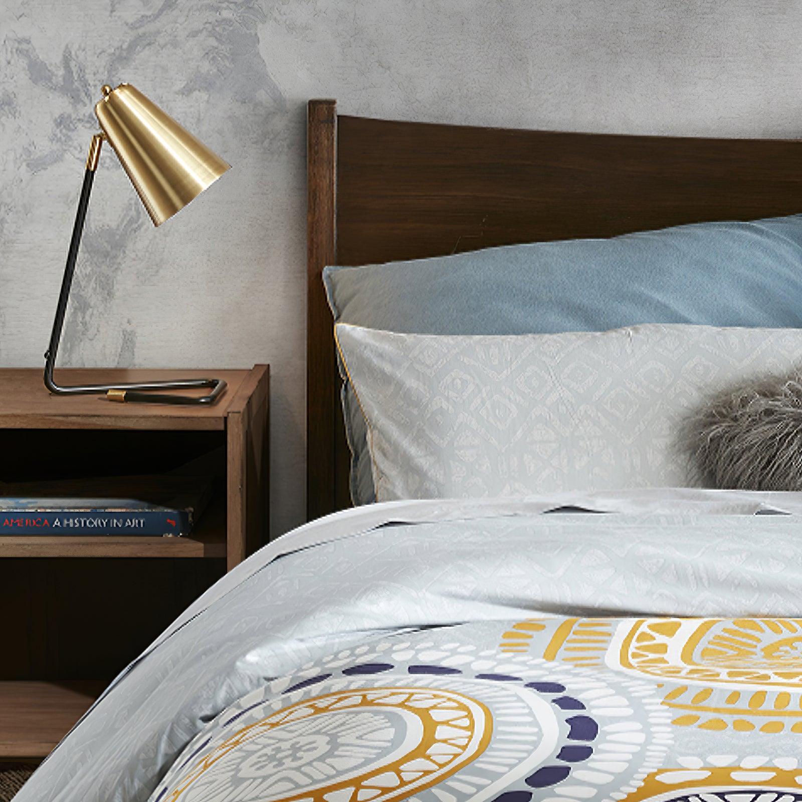 Miles_Medium_Table_Lamp_11