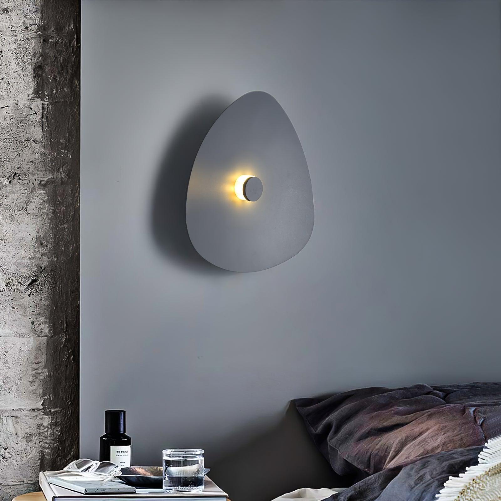 Minimal_Flaky_Wall_Light_4