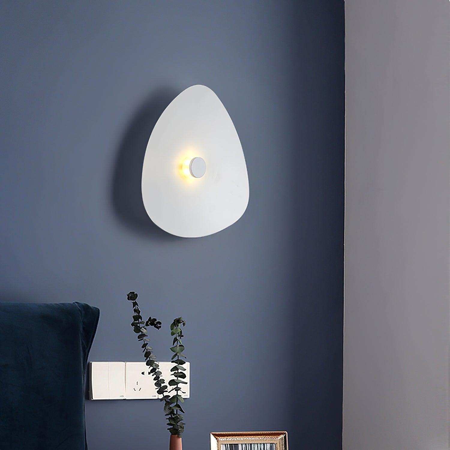 Minimal_Flaky_Wall_Light_5
