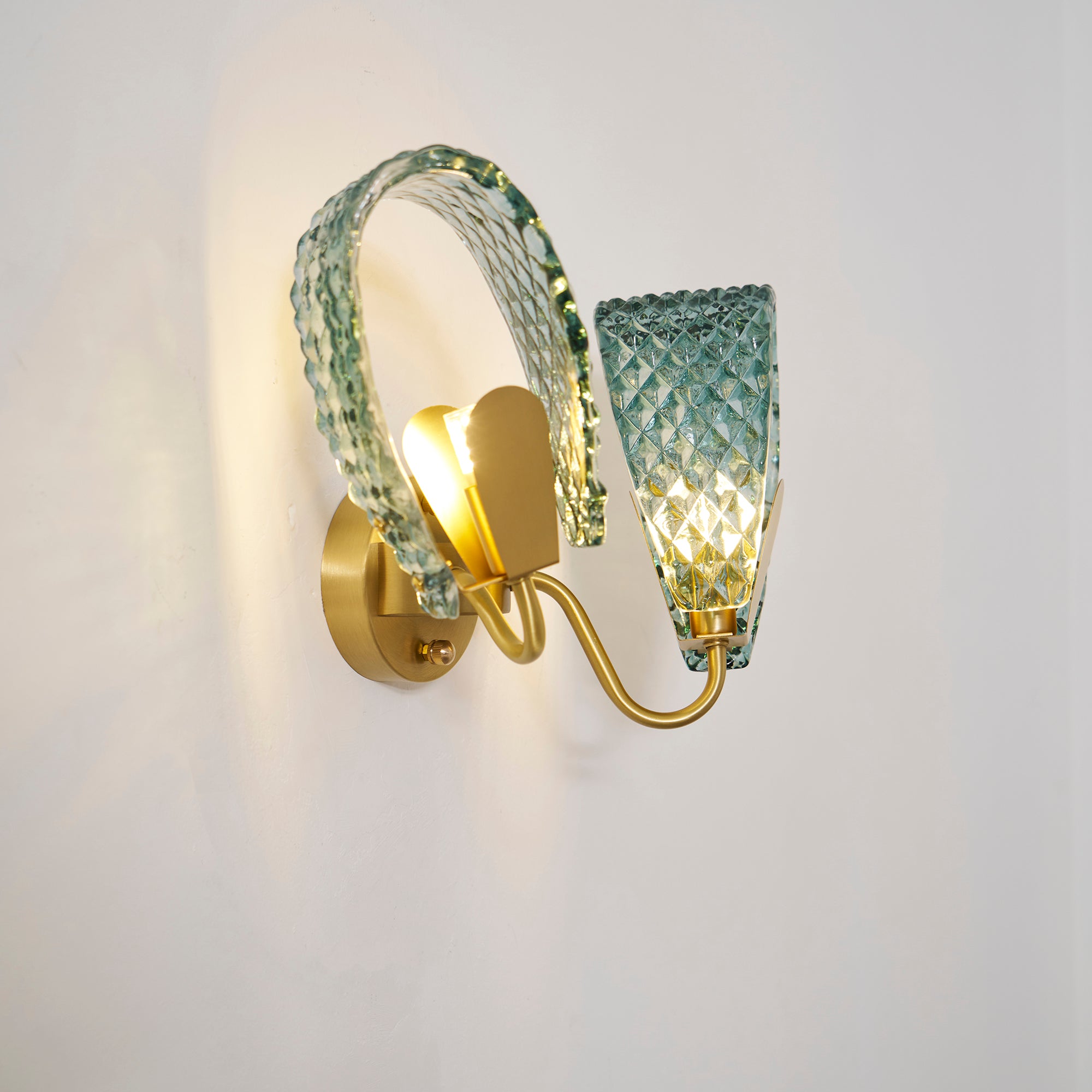 Mocenigo-Azure-Wall-Lamp-100_16