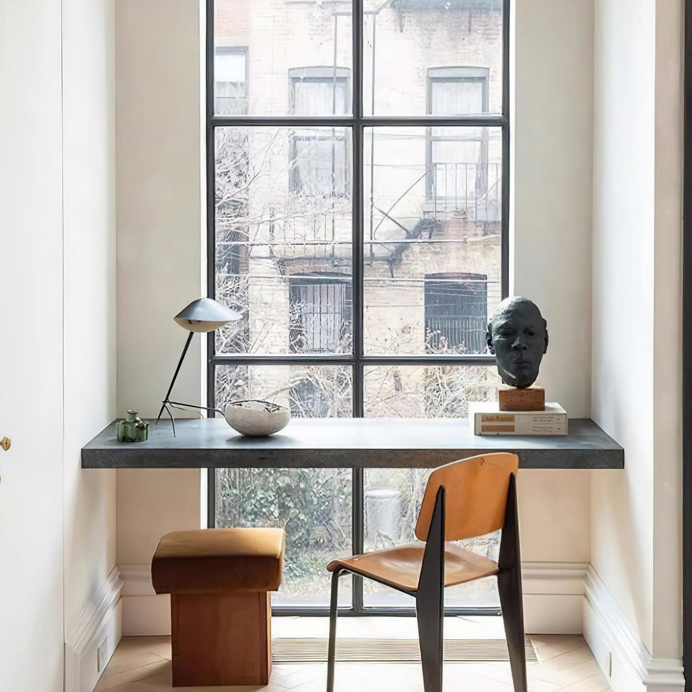 Modern_Tripod_Table_Lamp_1