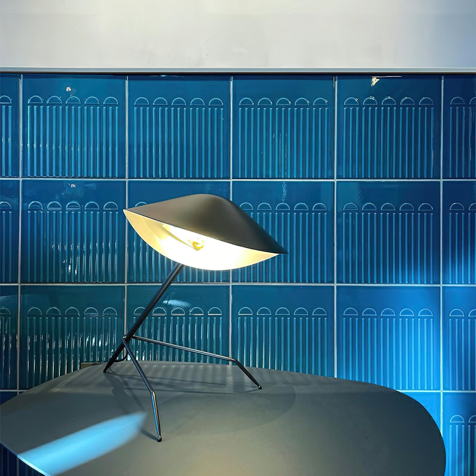 Modern_Tripod_Table_Lamp_8