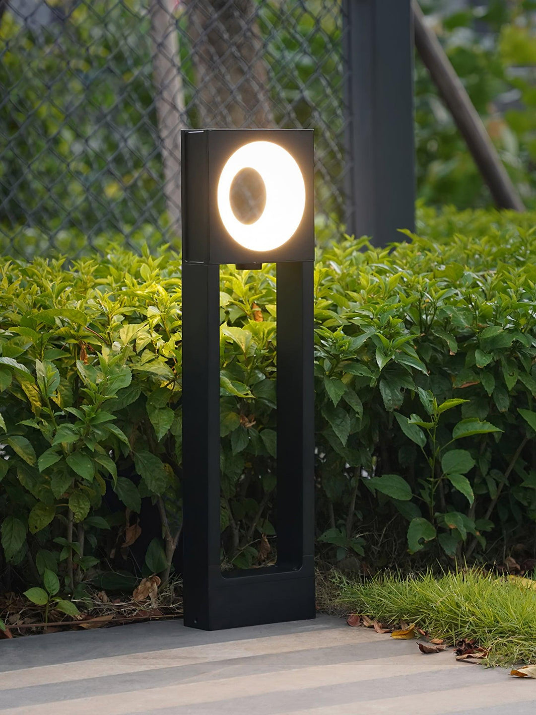 Molde_Garden_Outdoor_Light_2