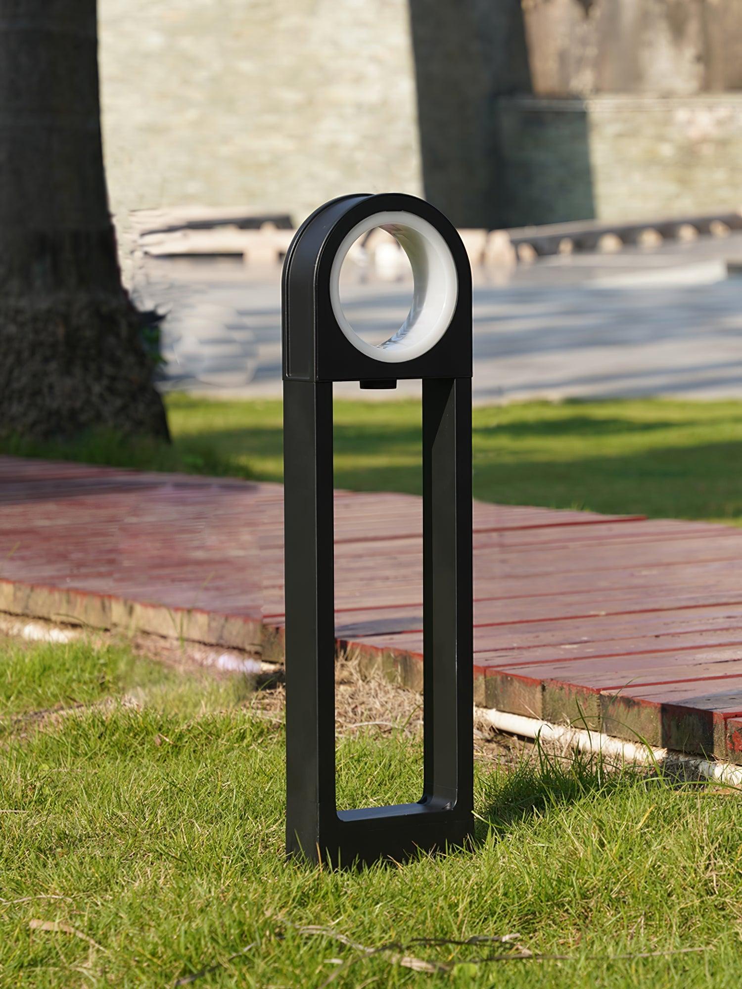 Molde_Garden_Outdoor_Light_3