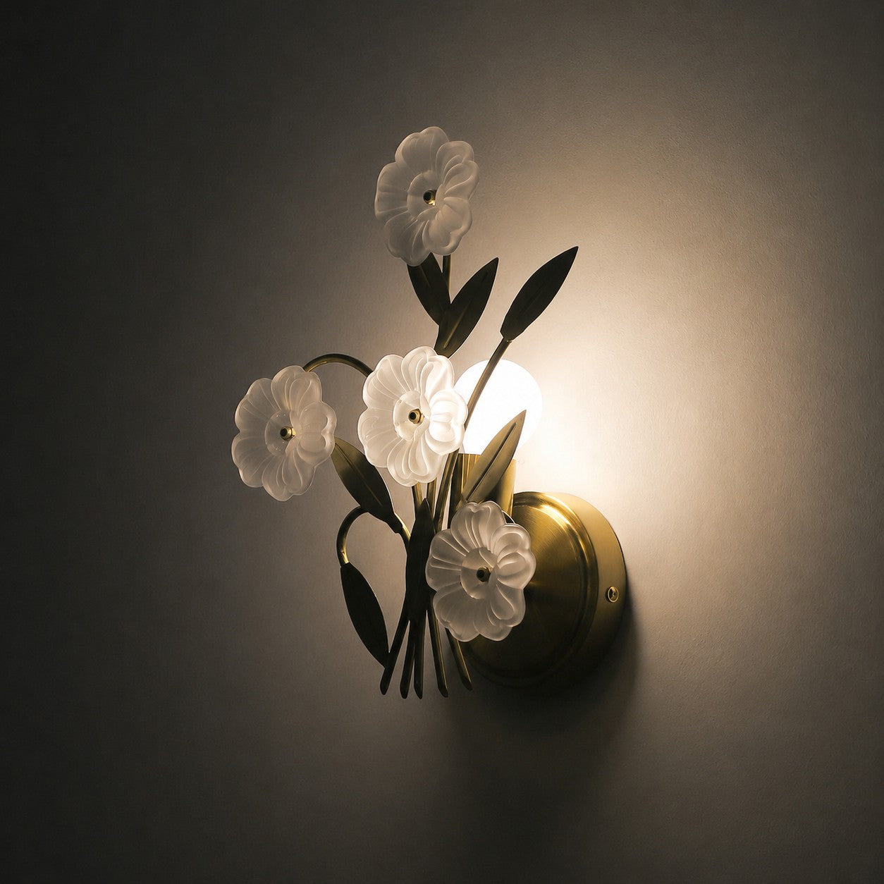 Mooiehome_Floryssa_Flower_Wall_Sconce_11