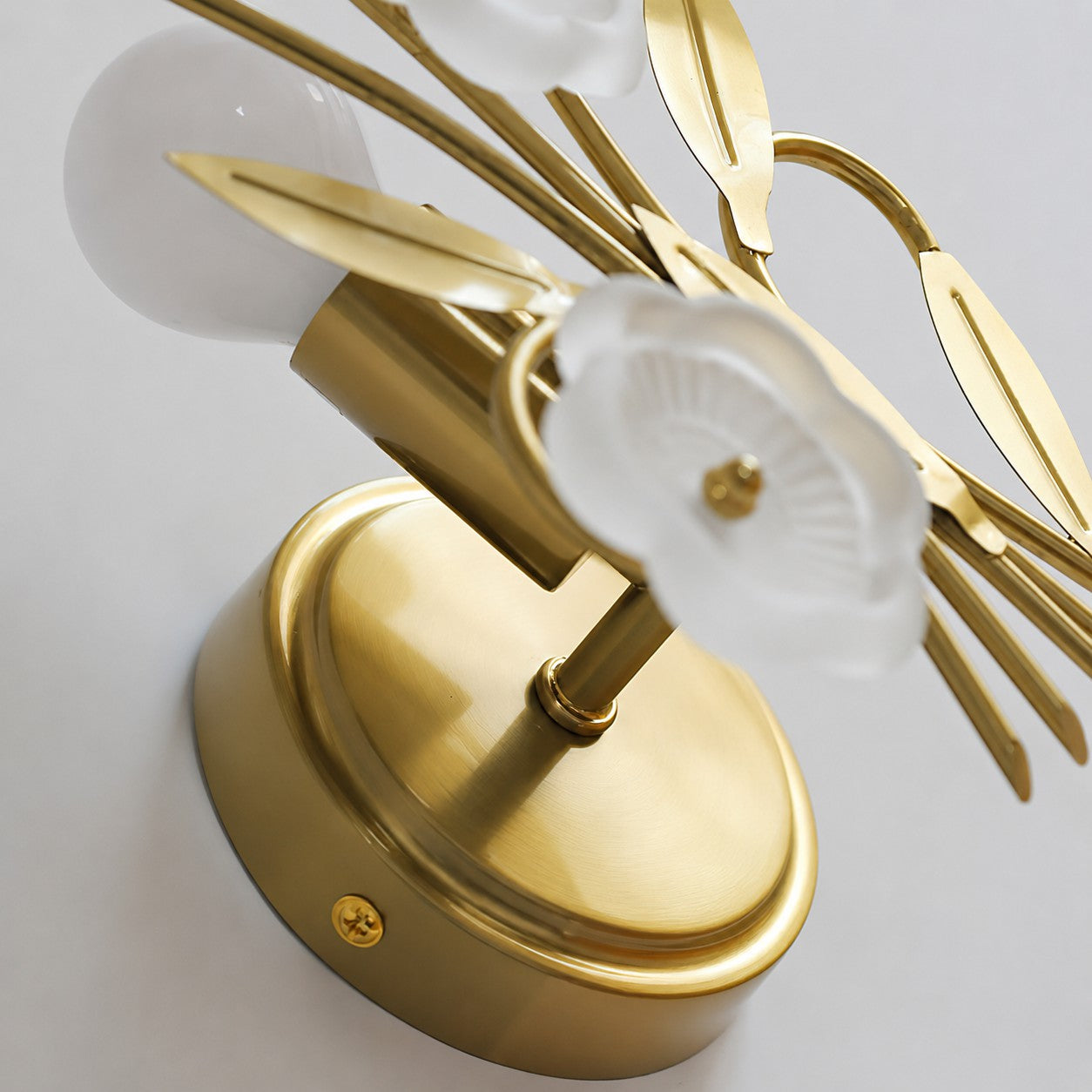 Mooiehome_Floryssa_Flower_Wall_Sconce_16