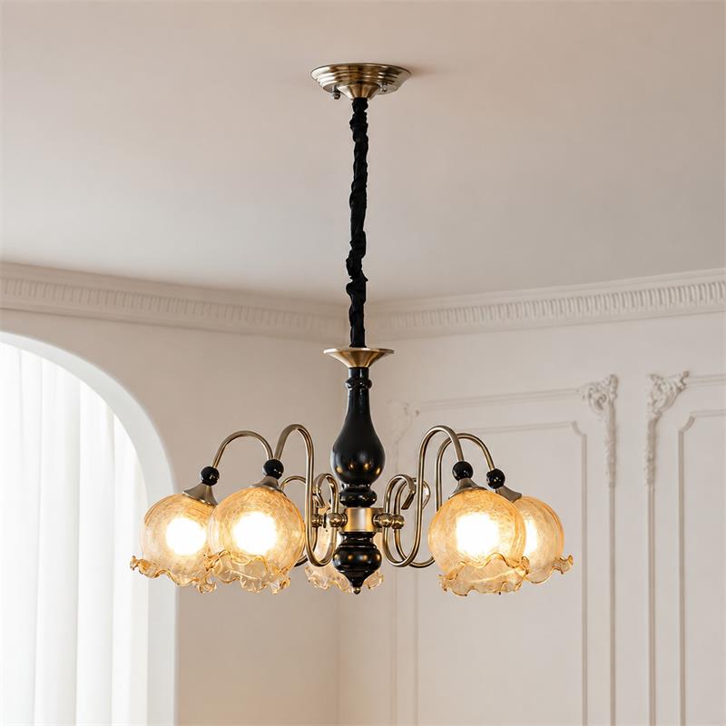 Mooiehome_Lunessa_Petal_Chandelier_2
