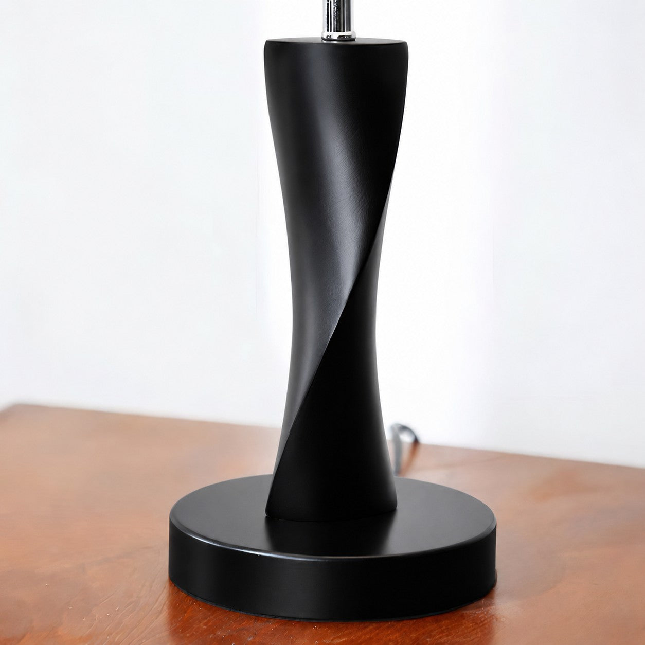 Mooiehome_Noirvane_Table_Lamp_13