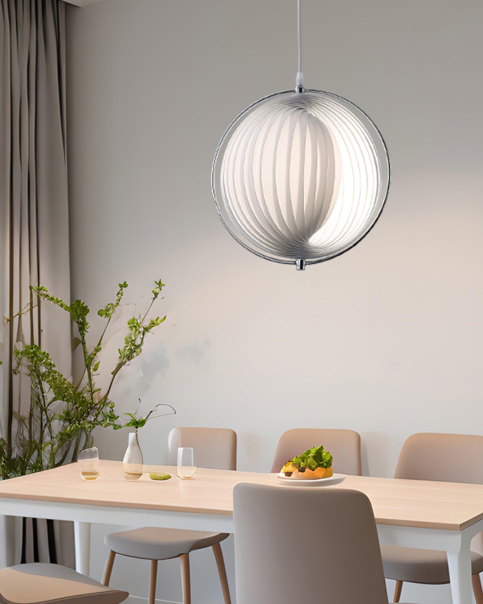 Moon_Echo_Pendant_2