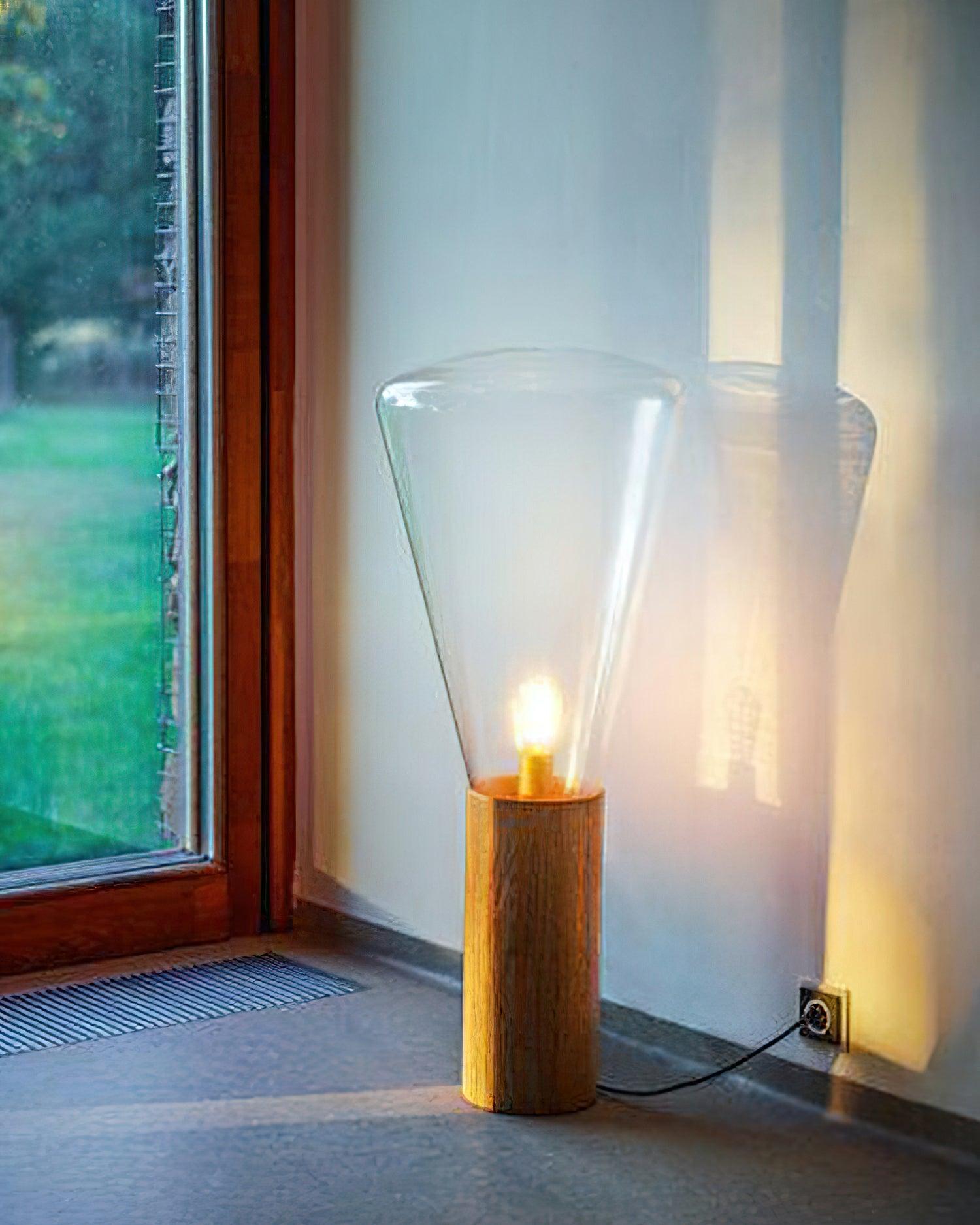 Muffins_Floor_Lamp_3