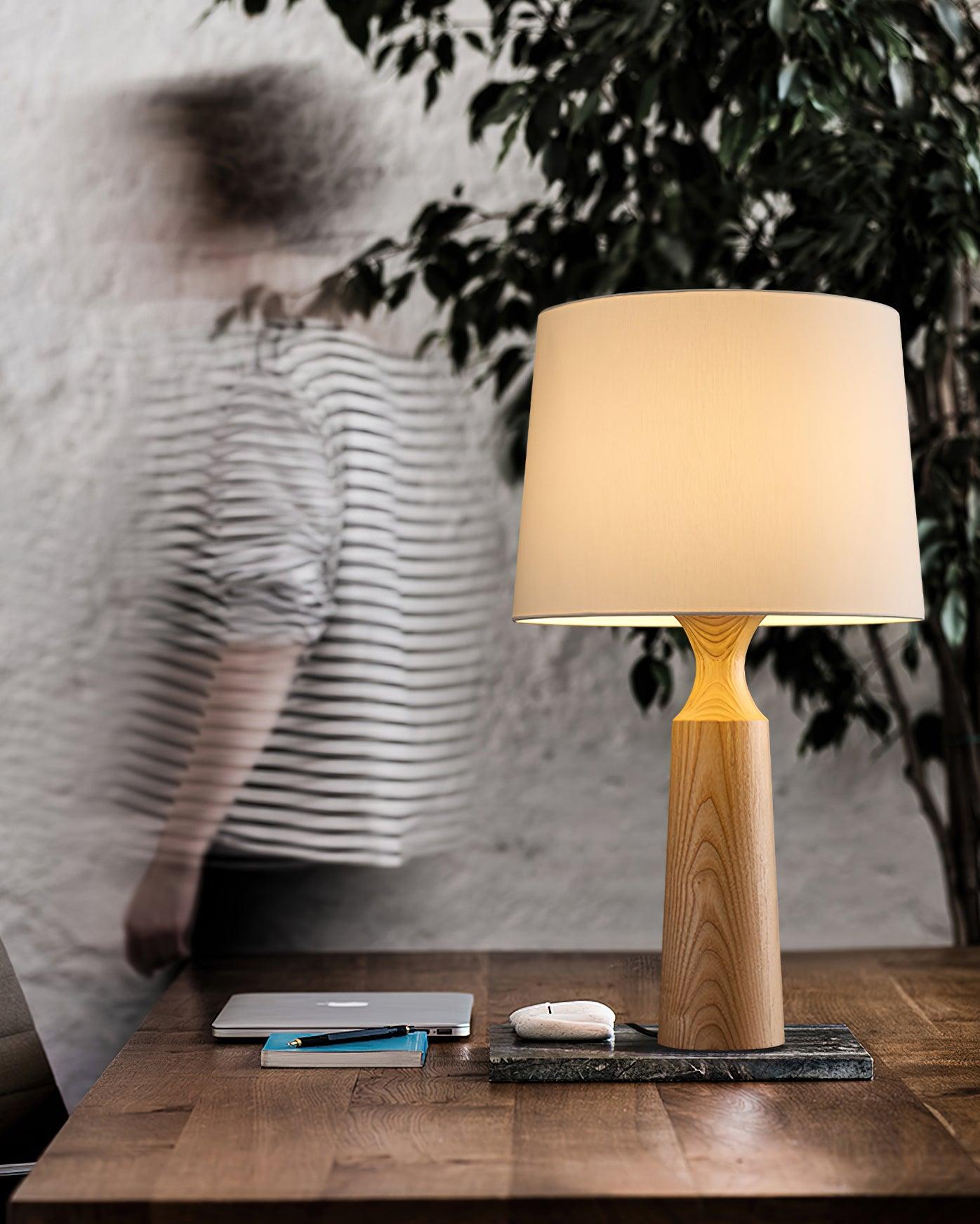 Muyuan_Table_Lamp_1