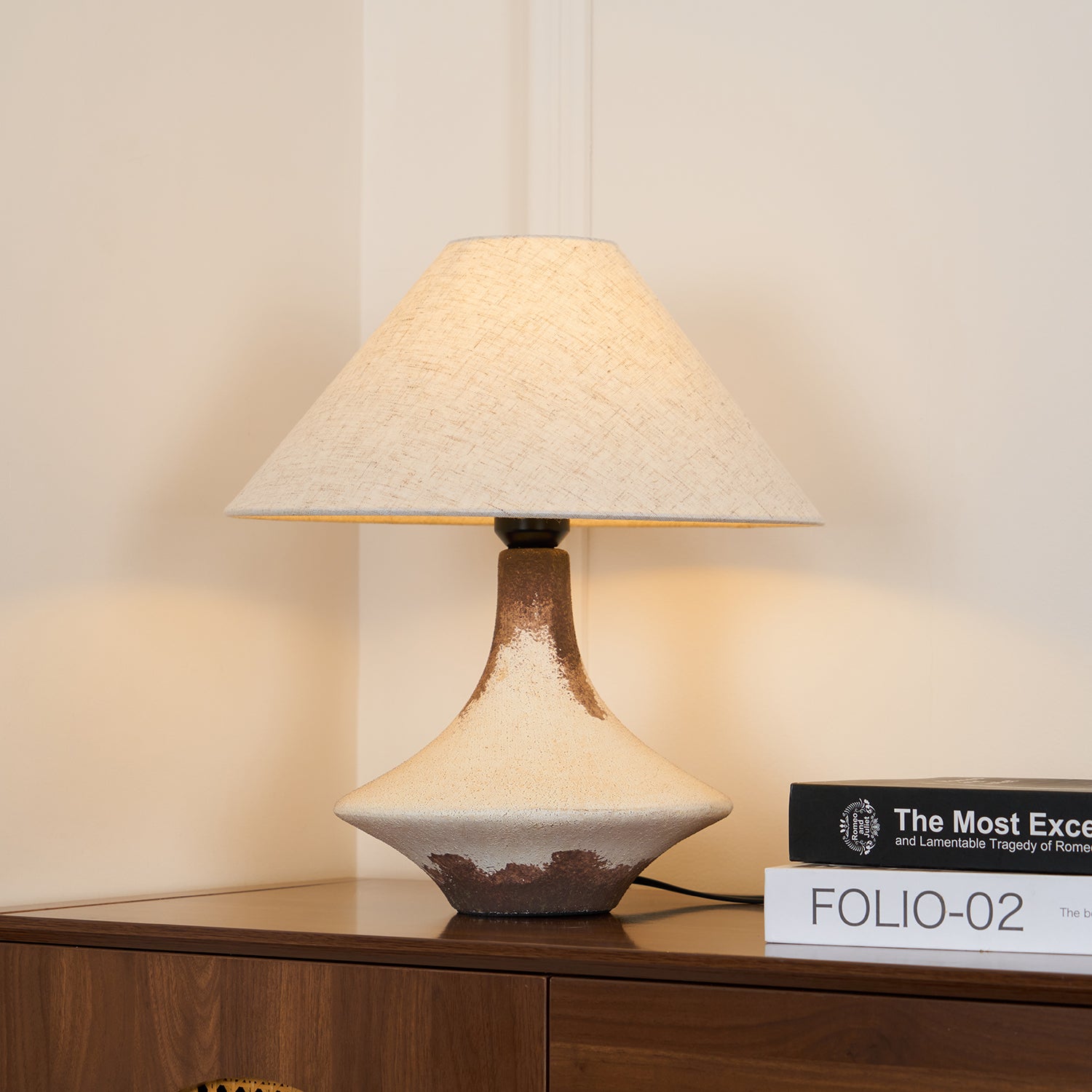 Napa_Valley_Table_Lamp._2