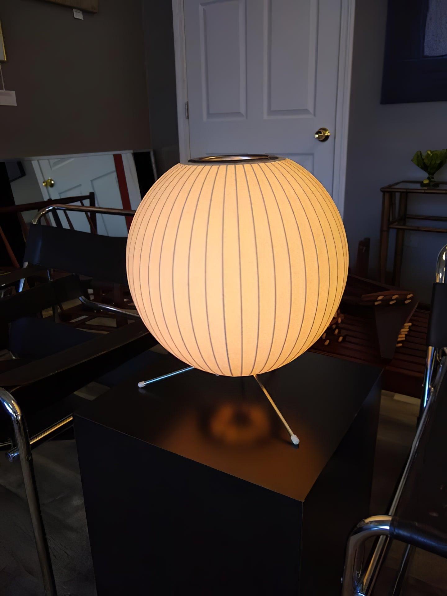 Nelson_Tripod_Table_Lamp_16
