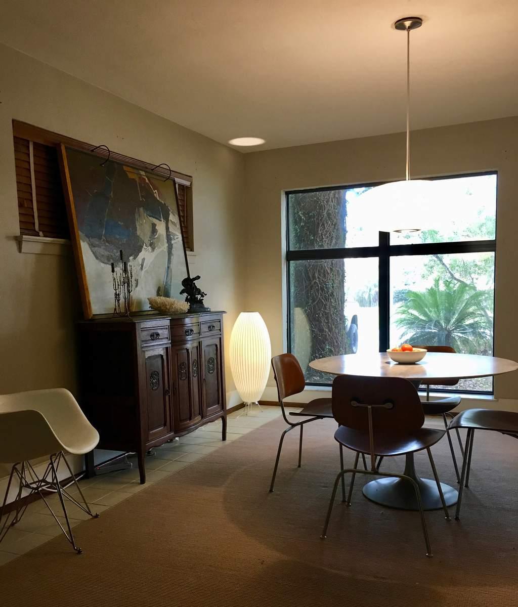 Nelson_Tripod_Table_Lamp_18