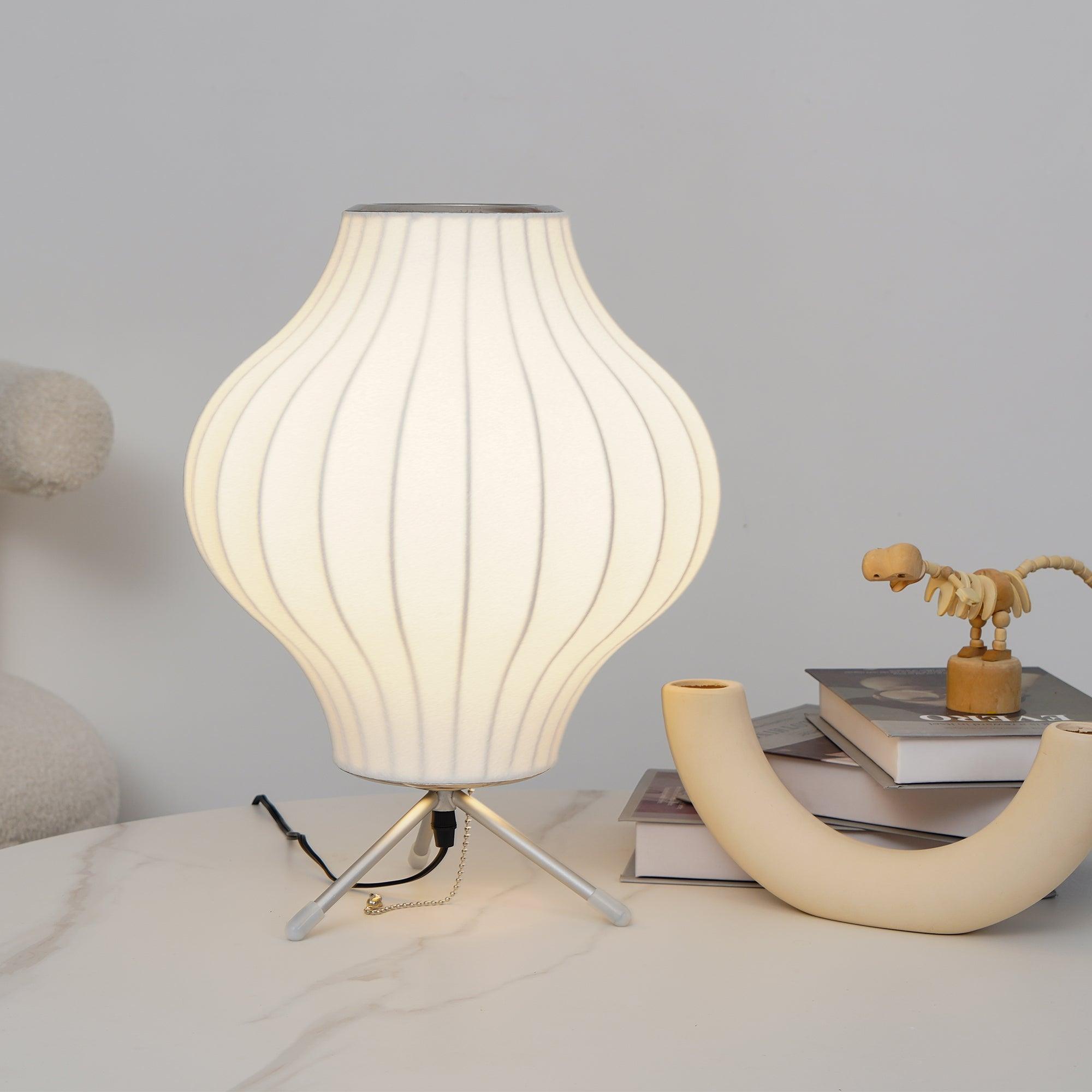 Nelson_Tripod_Table_Lamp_30