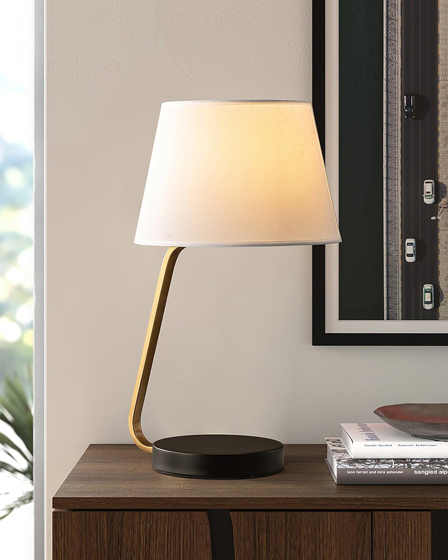 Noir_Arc_Table_Lamp_2