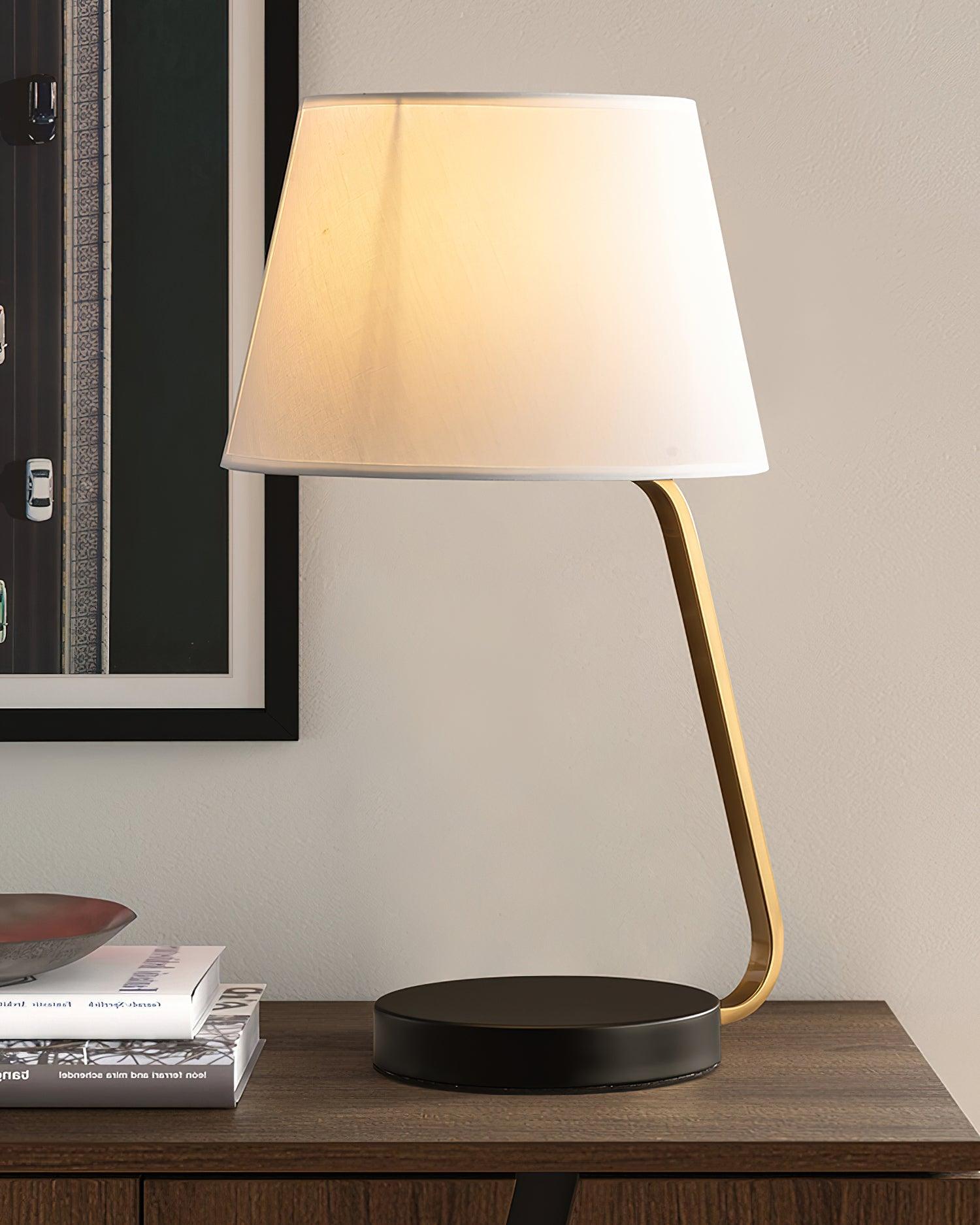 Noir_Arc_Table_Lamp_9