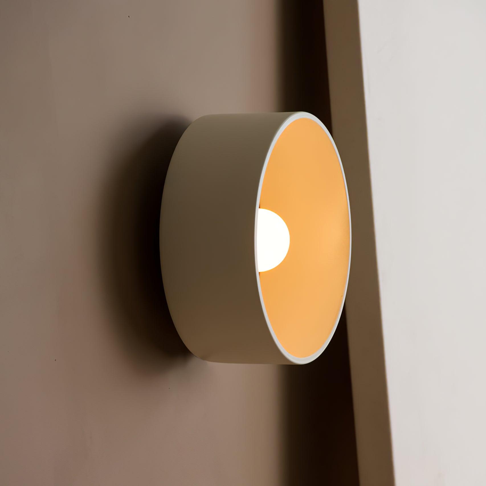 Odis_Sconce_12