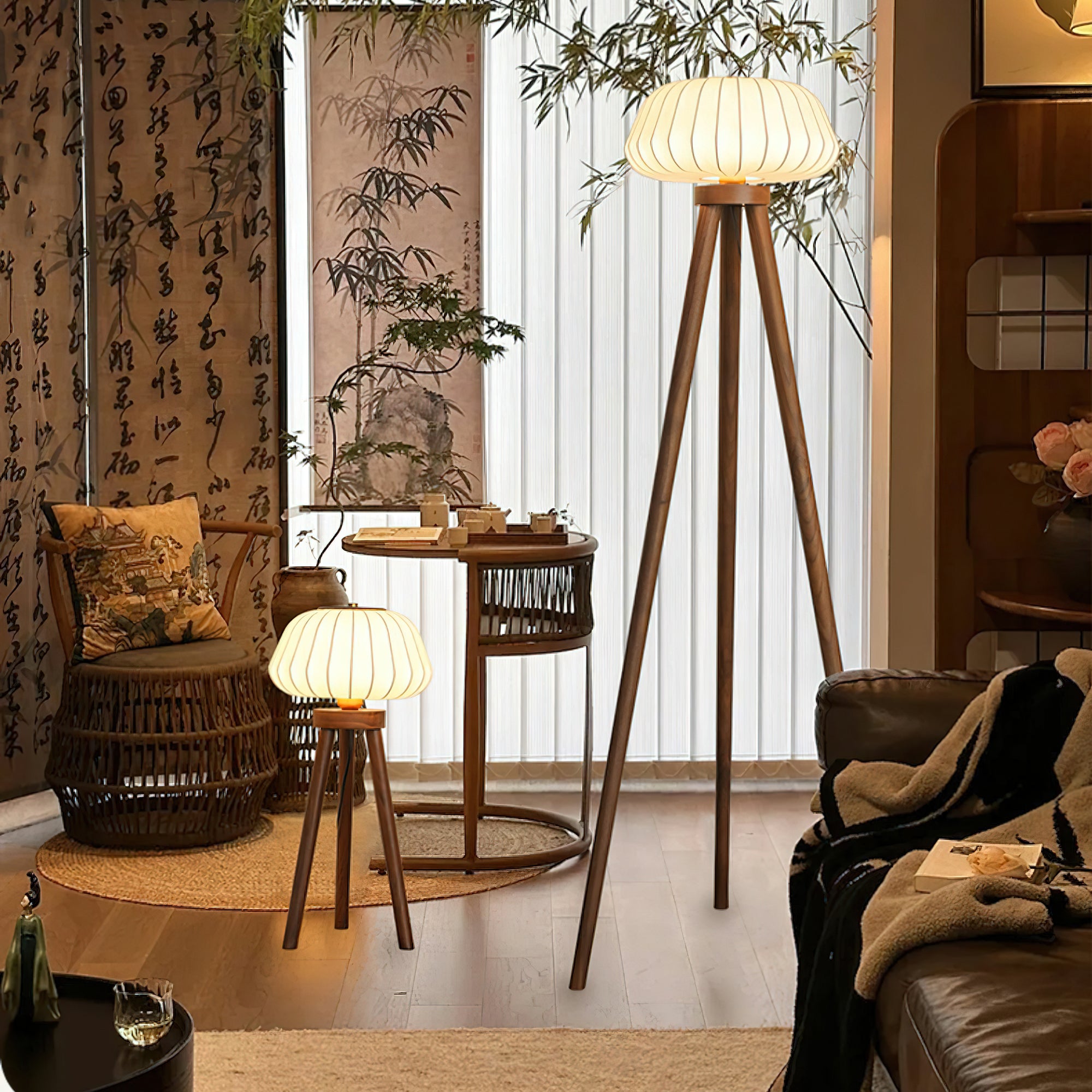 Orbit_Tripod_Floor_Lamp_5