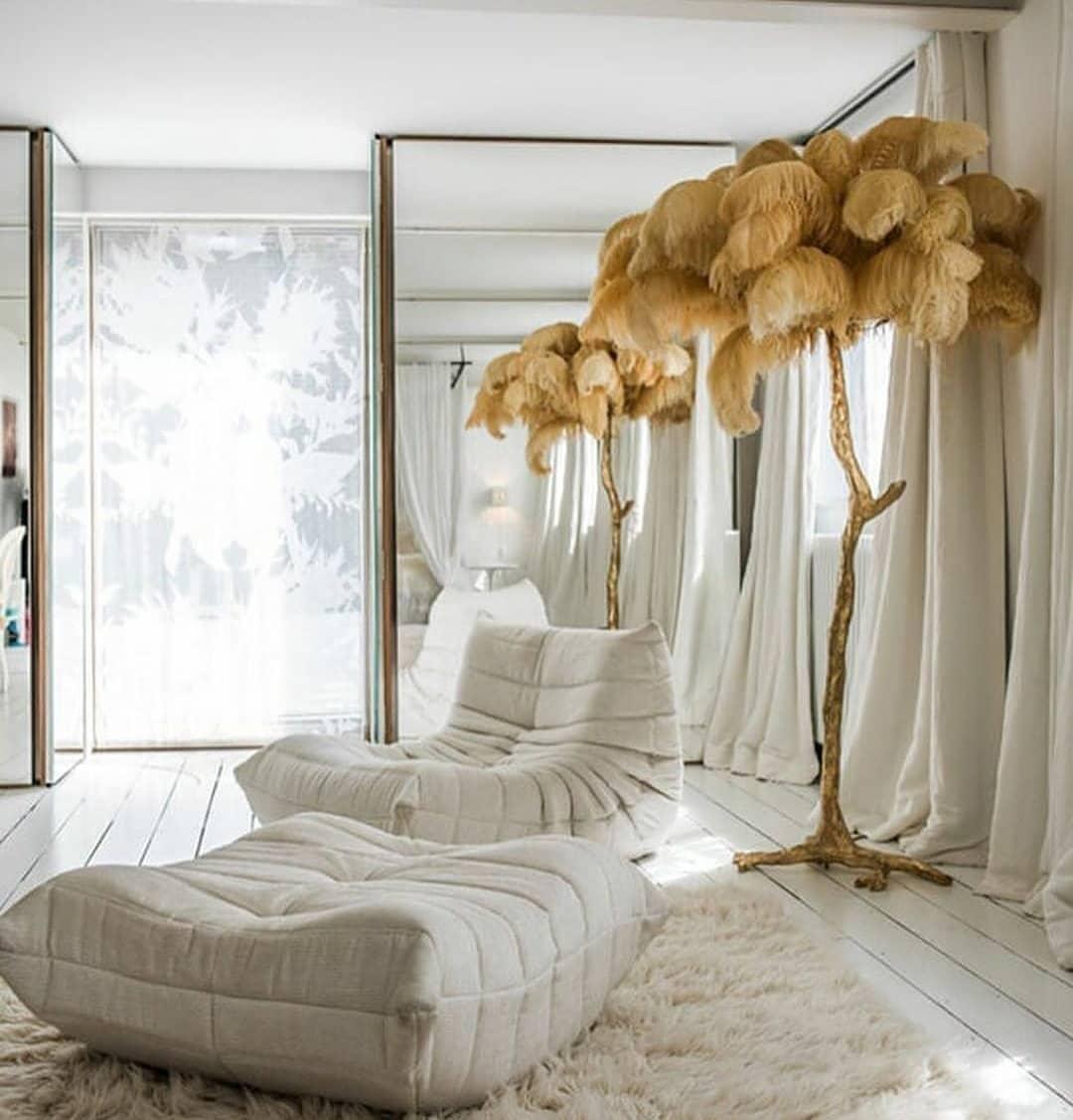 Ostrich_Feather_Floor_Light_25