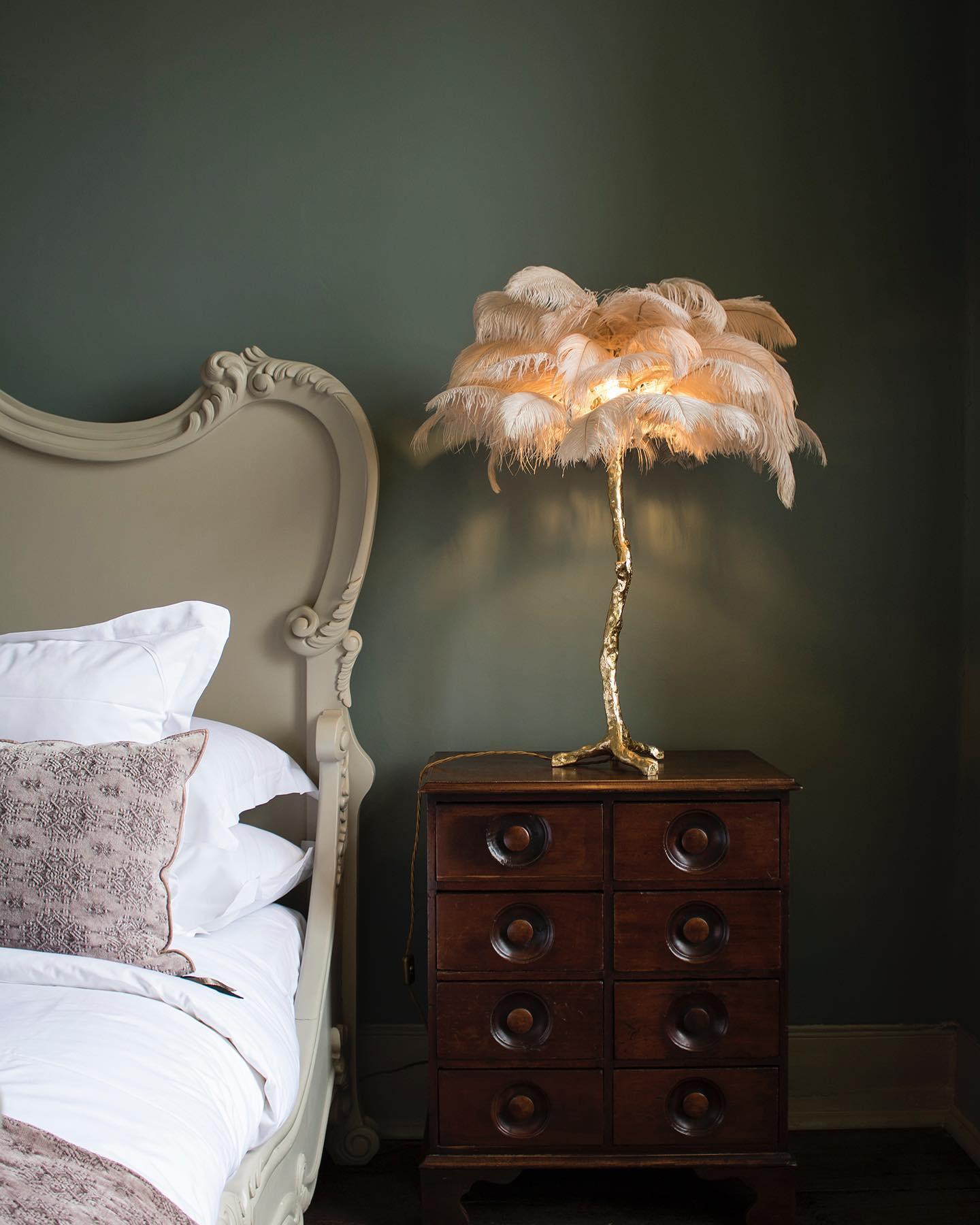 Ostrich_Feather_Table_Lamp_52