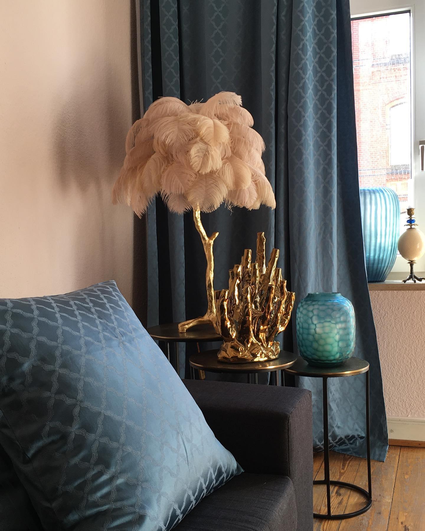 Ostrich_Feather_Table_Lamp_70