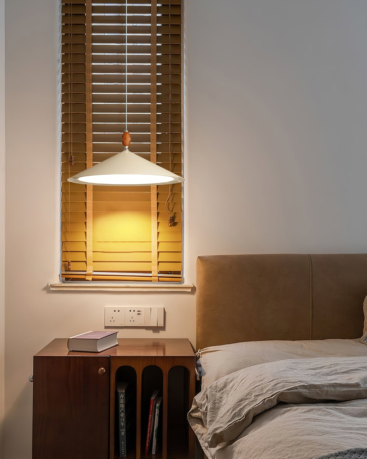 Palefire_Pendant_Light_4