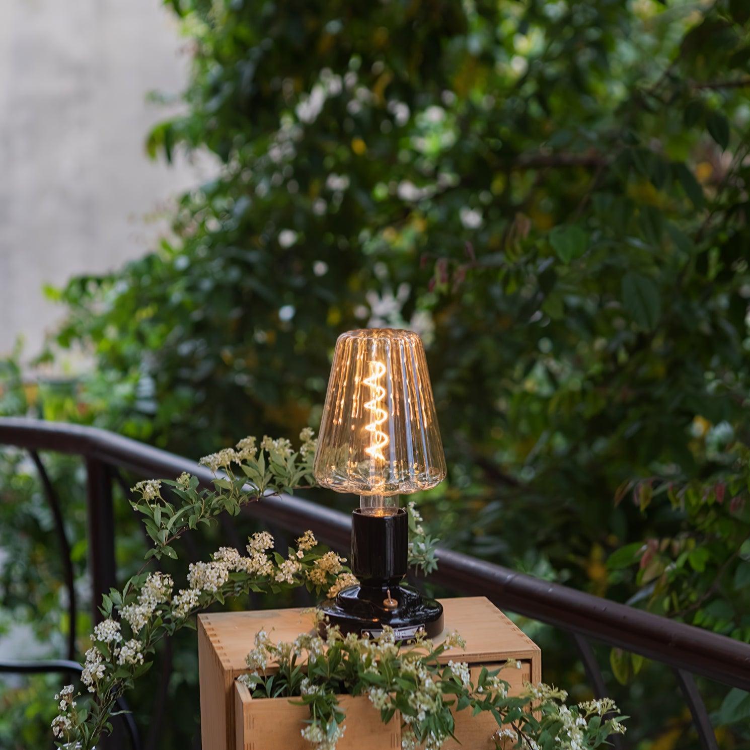 Pastry_Table_Lamp_12