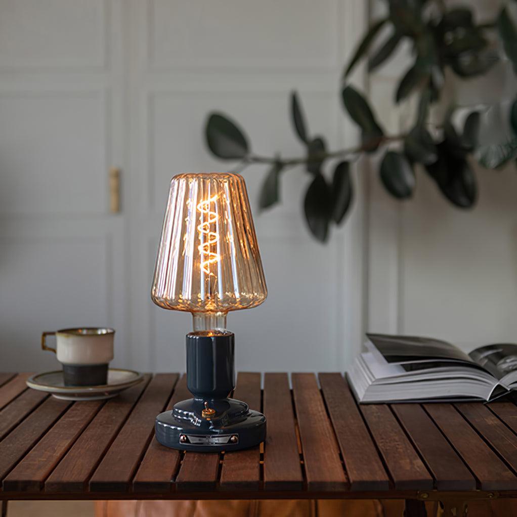 Pastry_Table_Lamp_3