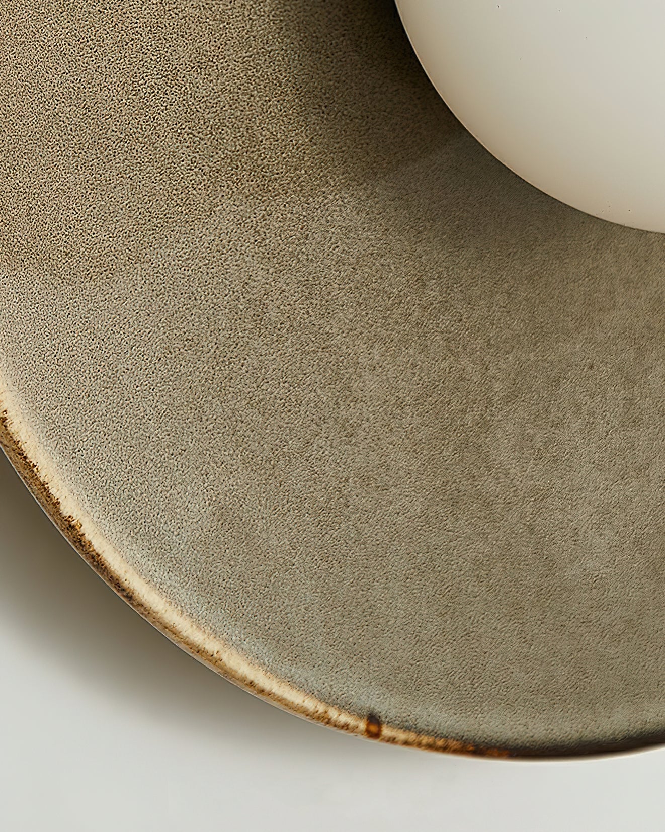 Pebble_Disc_Wall_Light_11