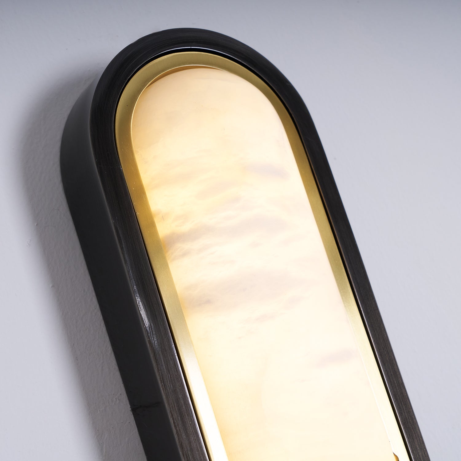 Pill-Alabaster-Wall-Light_3