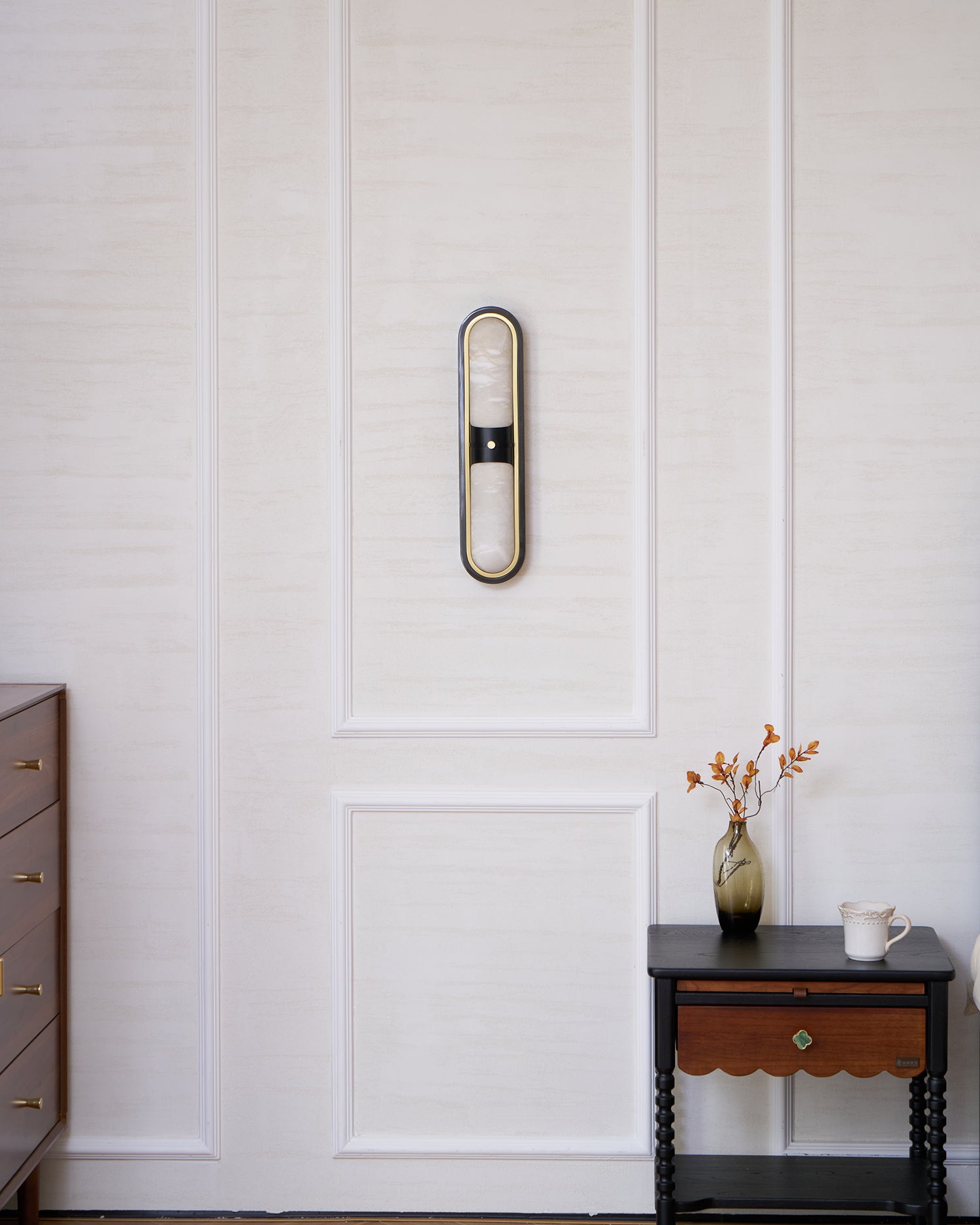 Pill-Alabaster-Wall-Light_5